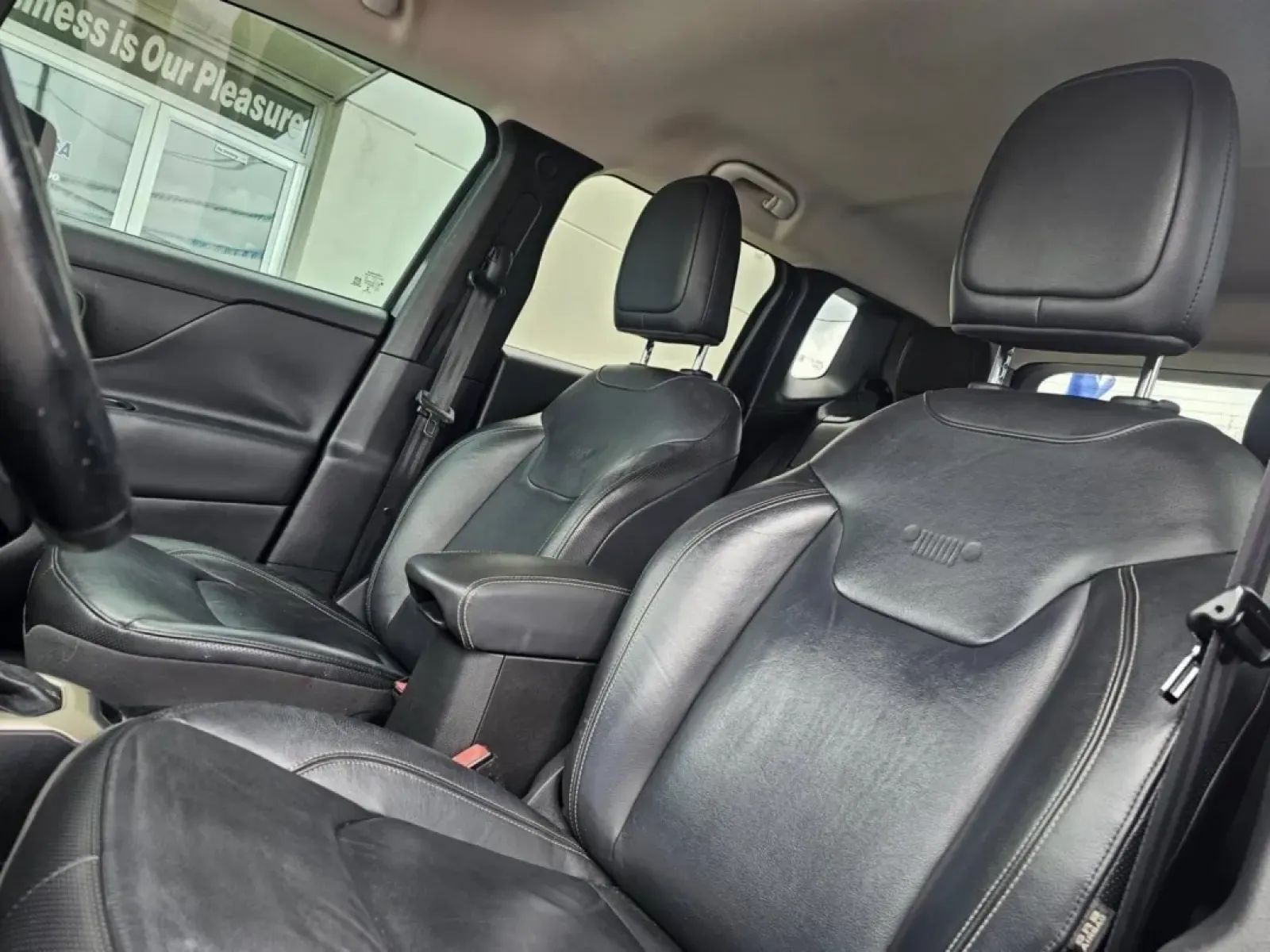 2017 BLACK Jeep Renegade (ZACCJADBXHP) with an Other engine, located at 502 South Main Street, Columbia City, IN, 46725, (260) 244-4645, 41.151382, -85.490578 - **Adventure Awaits with the 2017 Jeep Renegade Perfect for Columbia City Explorers!**<br /> <br /> Are you ready to tackle the open road or navigate Columbia City's charming streets with confidence? Look no further than this 2017 Jeep Renegade, a versatile crossover that's tailor-made for both week - Photo#2