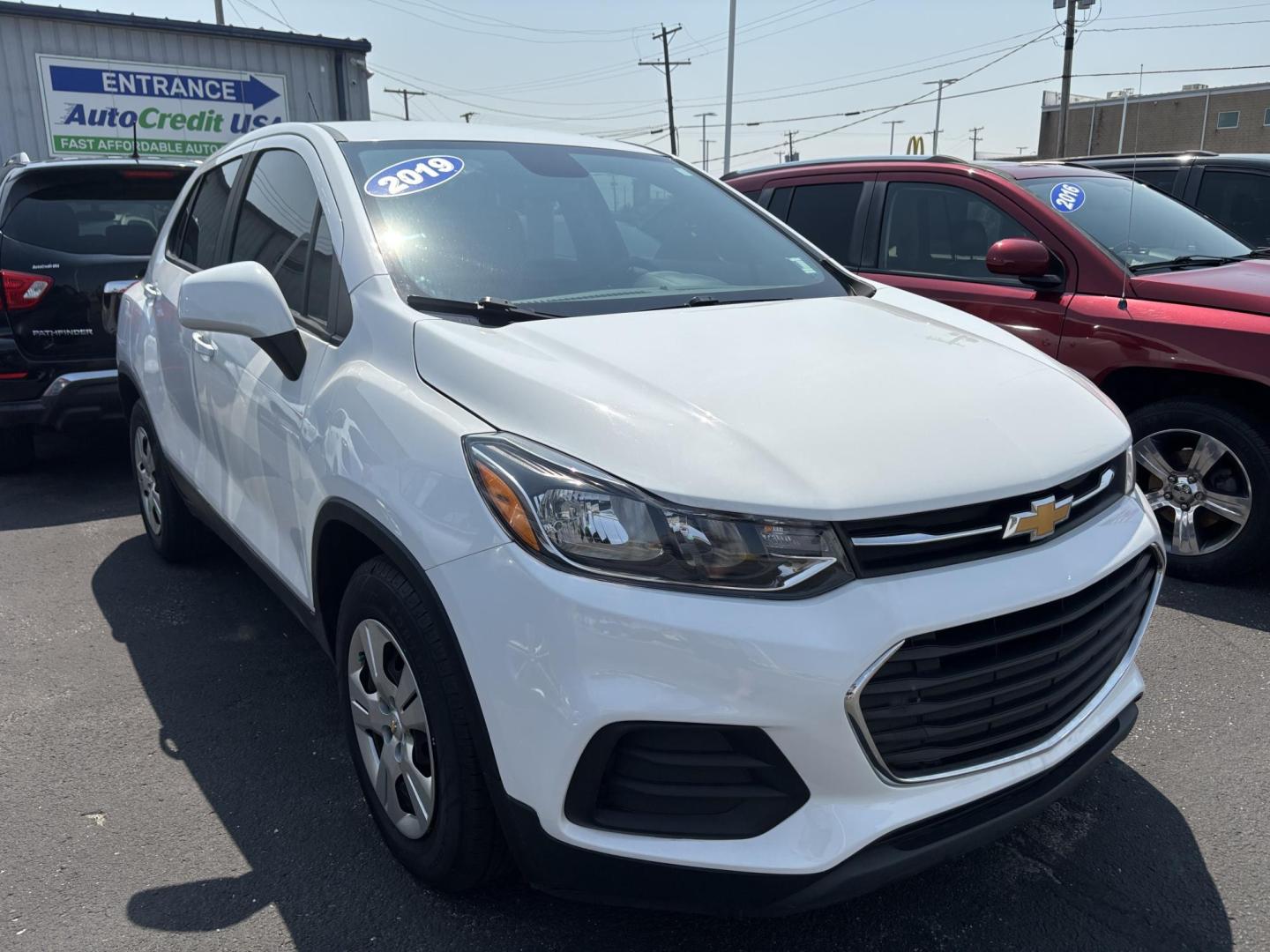 2019 Chevrolet TRAX LS (3GNCJKSB2KL) with an Other engine, located at 100 West Coliseum Boulevard, Fort Wayne, IN, 46805, (260) 471-0567, 41.119961, -85.140312 - **Hit the Road in Style: 2019 Chevrolet TRAX LS at Auto Credit in Fort Wayne!**<br /> <br /> Are you looking for a versatile and reliable vehicle that can keep up with your active lifestyle? Whether you're navigating daily commutes, shuttling the family around town, or embarking on weekend adventure - Photo#0