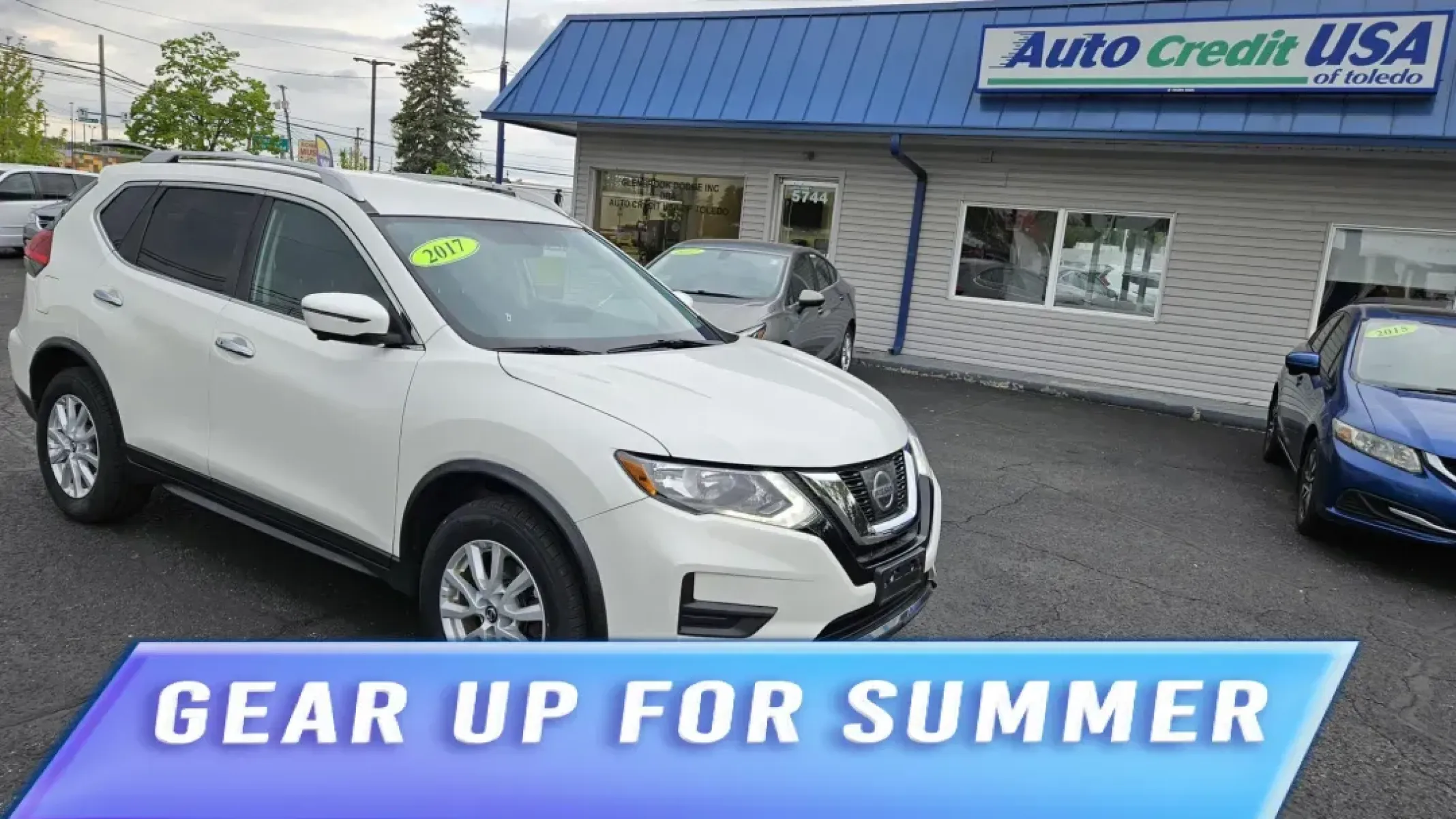 2017 Nissan ROGUE S; SL; SV (KNMAT2MV7HP) with an Other engine, located at 5744 Central Avenue, Toledo, OH, 43615, (419) 724-0130, 41.676781, -83.682137 - 2017 Nissan ROGUE S; SL; SV - Photo#0