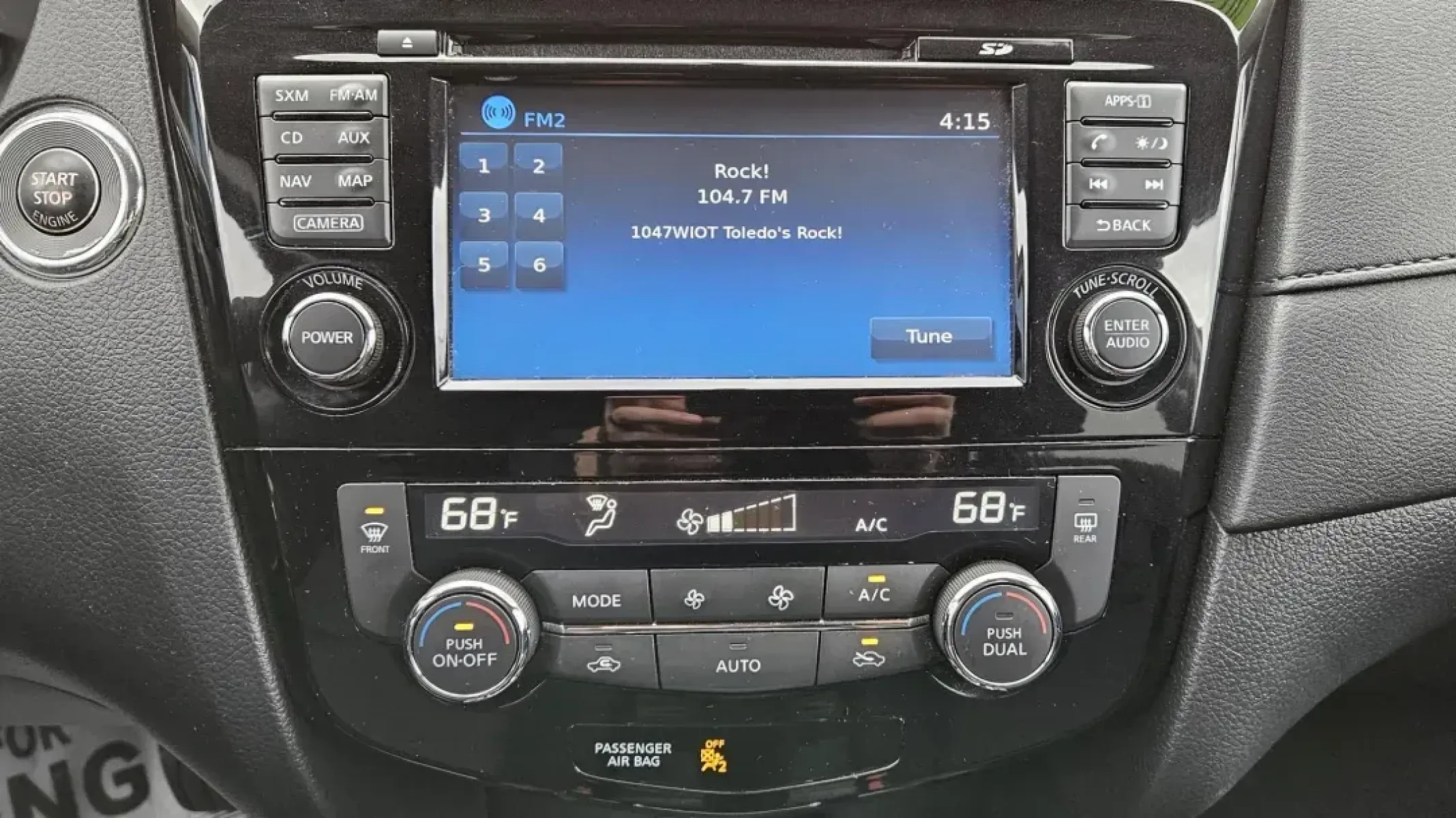 2017 Nissan ROGUE S; SL; SV (KNMAT2MV7HP) with an Other engine, located at 5744 Central Avenue, Toledo, OH, 43615, (419) 724-0130, 41.676781, -83.682137 - 2017 Nissan ROGUE S; SL; SV - Photo#9