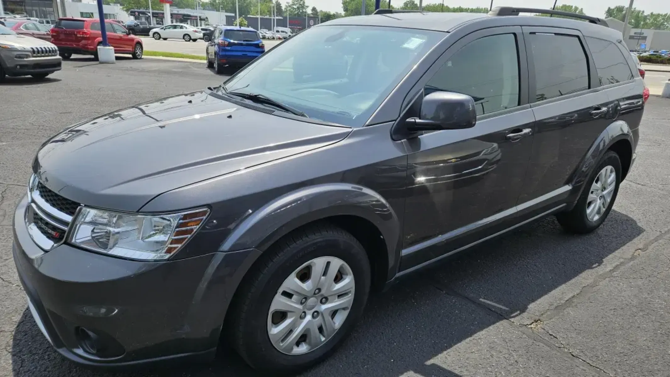 2019 Dodge Journey (3C4PDCBB6KT) with an Other engine, located at 5744 Central Avenue, Toledo, OH, 43615, (419) 724-0130, 41.676781, -83.682137 - Explore new adventures with the perfect blend of style and functionality in this 2019 Dodge Journey SXT! Whether you're planning a family road trip, commuting to work, or simply need a reliable vehicle for everyday errands, this SUV is designed to meet your diverse lifestyle needs. With its spacious - Photo#1