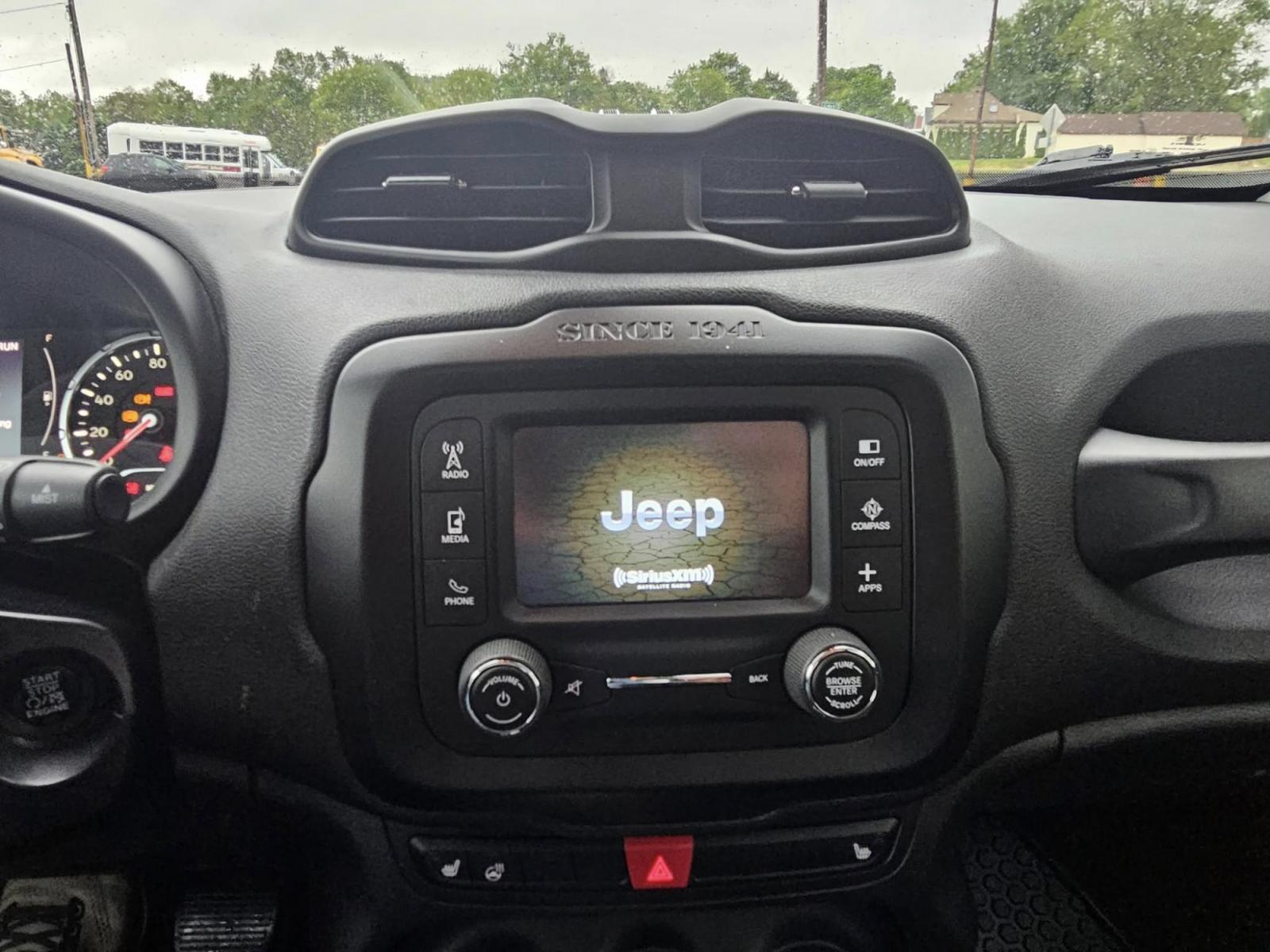 2016 BLACK /BLACK Jeep Renegade Latitude 4WD (ZACCJBBT4GP) with an 2.4L L4 DOHC 16V engine, 6M transmission, located at 502 South Main Street, Columbia City, IN, 46725, (260) 244-4645, 41.151382, -85.490578 - Photo#6