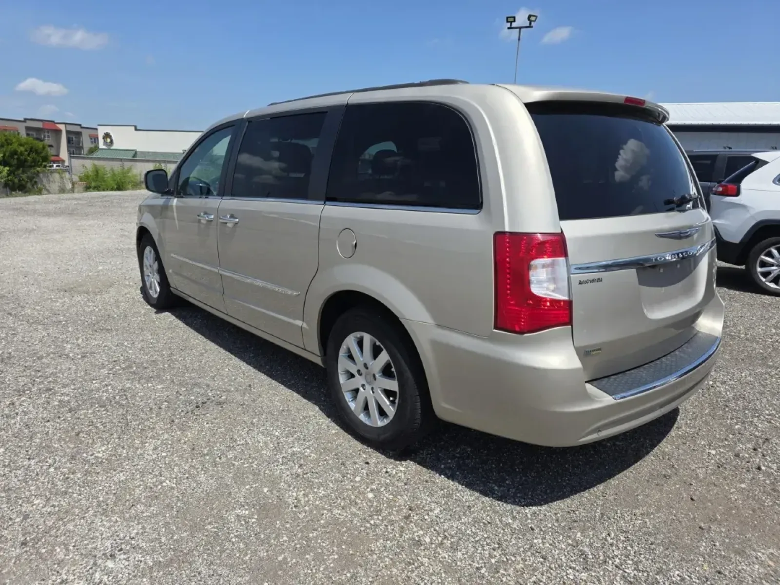 2016 Chrysler TOWN and COUNTRY TOURI (2C4RC1BG4GR) with an Other engine, located at 15 Petro Dr, Warsaw, IN, 46582, (574) 306-0055, 41.273563, -85.857544 - **Discover Your Next Adventure with the 2016 Chrysler Town and Country Touring! Perfect for Families and Road Trips!**<br /> <br /> Are you a growing family in need of a spacious and reliable vehicle? Or perhaps you're searching for the perfect ride for weekend getaways? Look no further! The 2016 - Photo#1