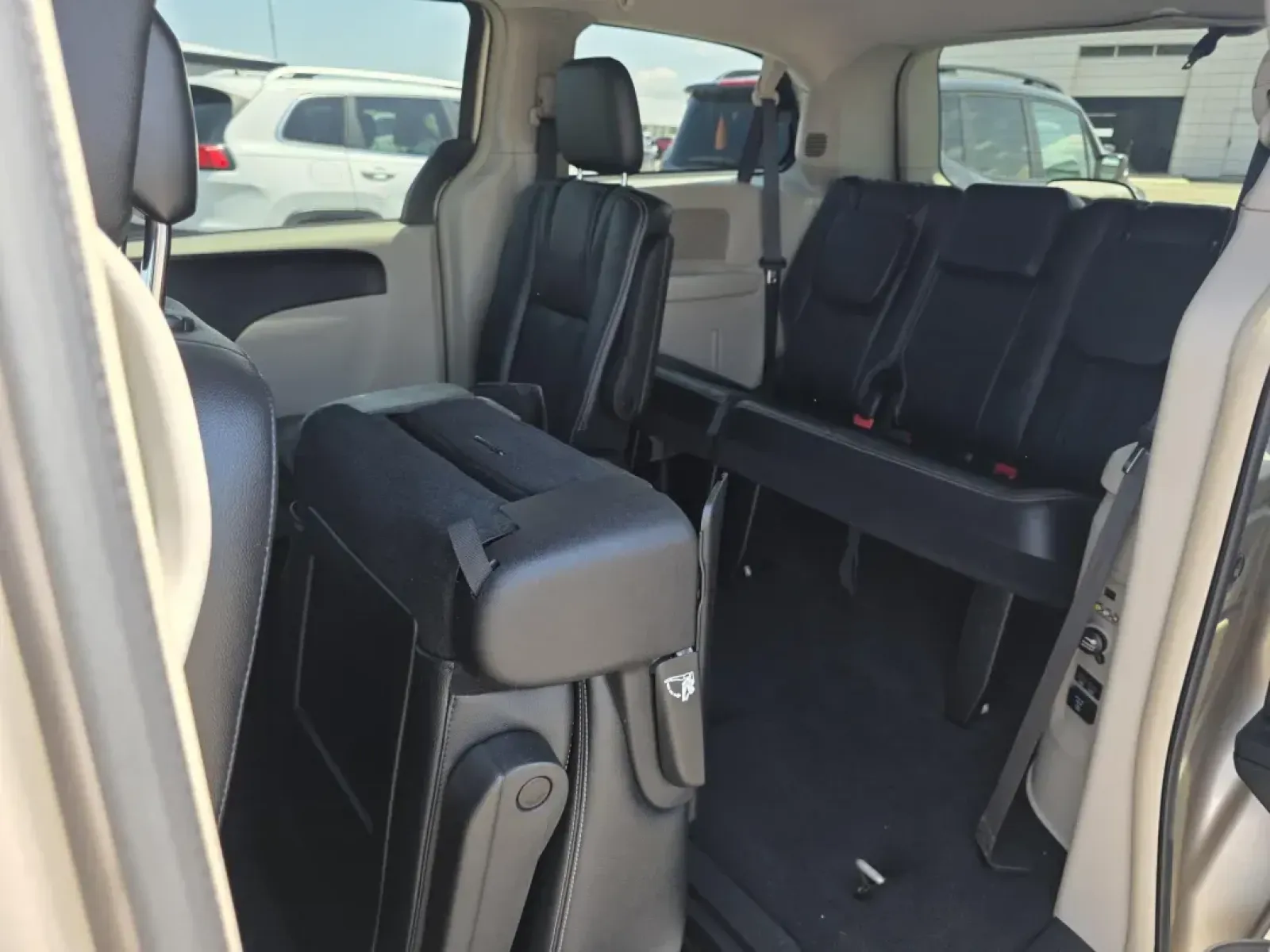 2016 Chrysler TOWN and COUNTRY TOURI (2C4RC1BG4GR) with an Other engine, located at 15 Petro Dr, Warsaw, IN, 46582, (574) 306-0055, 41.273563, -85.857544 - **Discover Your Next Adventure with the 2016 Chrysler Town and Country Touring! Perfect for Families and Road Trips!**<br /> <br /> Are you a growing family in need of a spacious and reliable vehicle? Or perhaps you're searching for the perfect ride for weekend getaways? Look no further! The 2016 - Photo#6