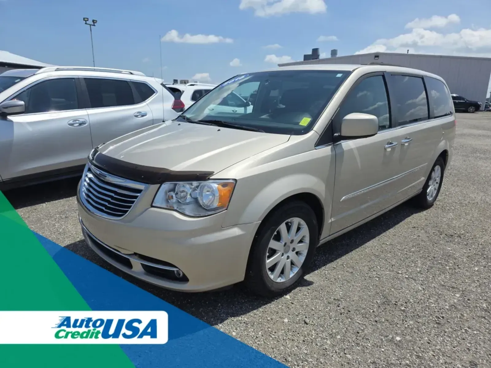 2016 Chrysler TOWN and COUNTRY TOURI (2C4RC1BG4GR) with an Other engine, located at 15 Petro Dr, Warsaw, IN, 46582, (574) 306-0055, 41.273563, -85.857544 - **Discover Your Next Adventure with the 2016 Chrysler Town and Country Touring! Perfect for Families and Road Trips!**<br /> <br /> Are you a growing family in need of a spacious and reliable vehicle? Or perhaps you're searching for the perfect ride for weekend getaways? Look no further! The 2016 - Photo#0