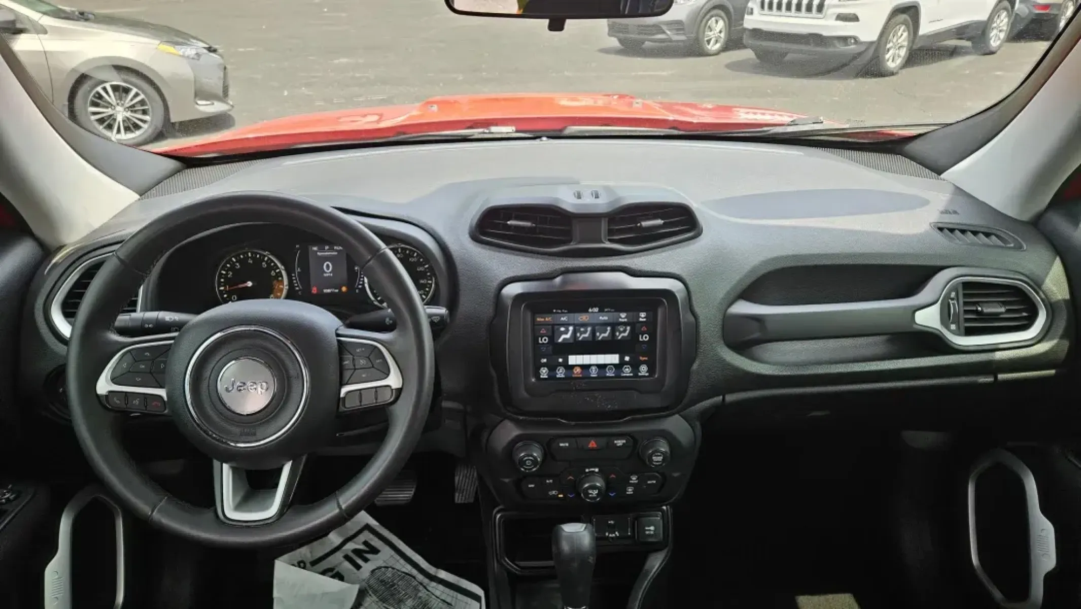 2018 Jeep RENEGADE LATITUDE (ZACCJABB9JP) with an Other engine, located at 5744 Central Avenue, Toledo, OH, 43615, (419) 724-0130, 41.676781, -83.682137 - **Unleash Your Adventurous Spirit with a 2018 Jeep Renegade Latitude! Perfect for Weekend Explorations!**<br /> <br /> Are you ready to elevate your weekend adventures and weekday commutes? Look no further than the striking 2018 Jeep Renegade Latitude, available now at Auto Credit in Toledo, OH! Thi - Photo#7