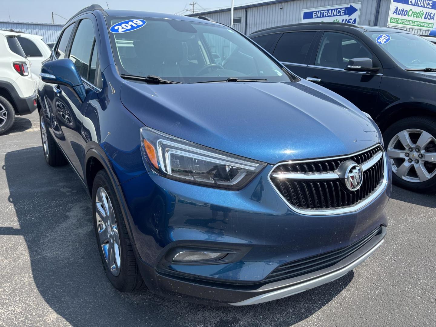 2019 Buick ENCORE ESSENCE (KL4CJCSM0KB) with an Other engine, located at 100 West Coliseum Boulevard, Fort Wayne, IN, 46805, (260) 471-0567, 41.119961, -85.140312 - 2019 Buick ENCORE ESSENCE - Photo#0