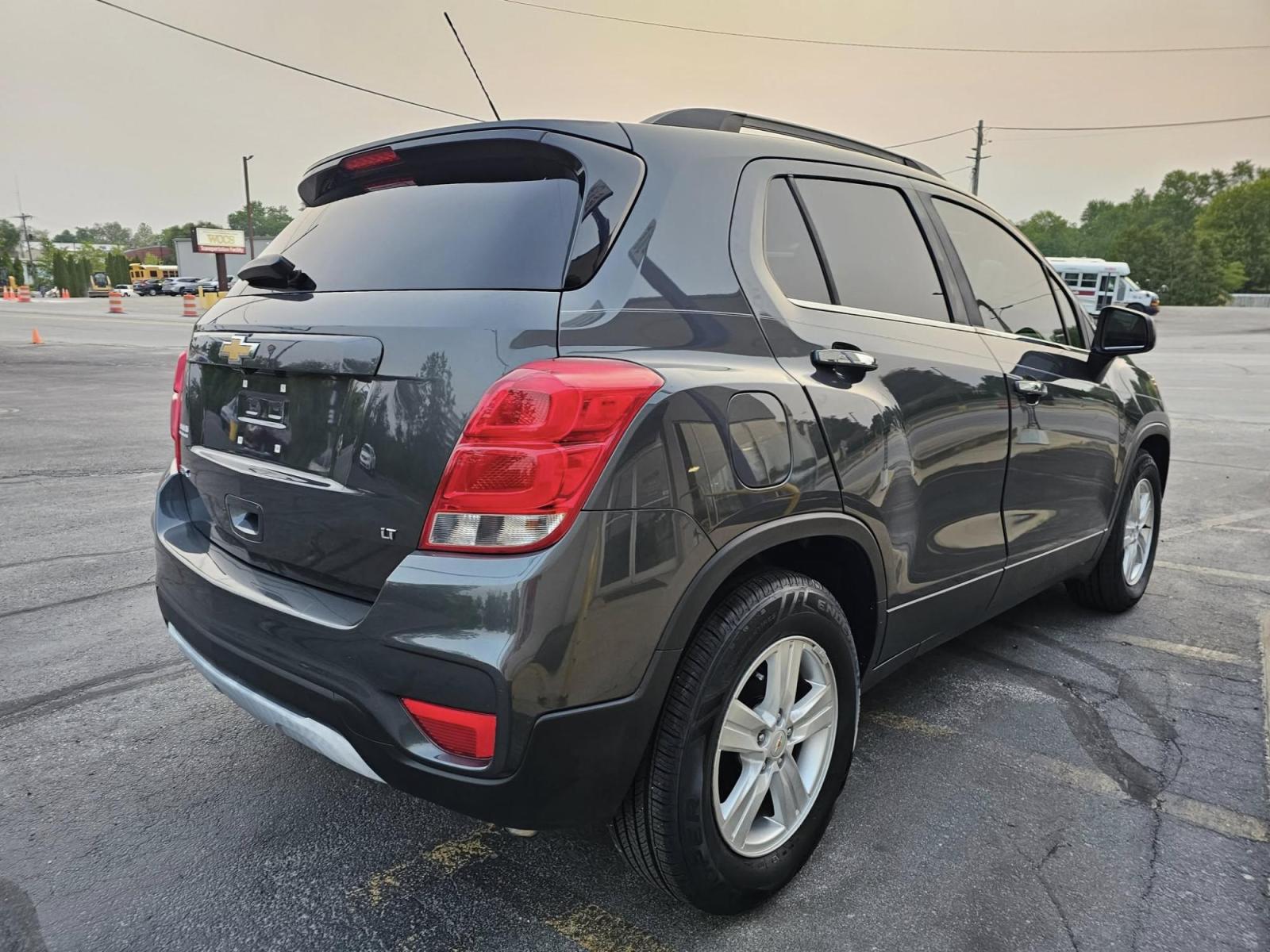 2017 GREEN Chevrolet TRAX (KL7CJLSBXHB) with an Other engine, located at 502 South Main Street, Columbia City, IN, 46725, (260) 244-4645, 41.151382, -85.490578 - 2017 Chevrolet TRAX - Photo#2