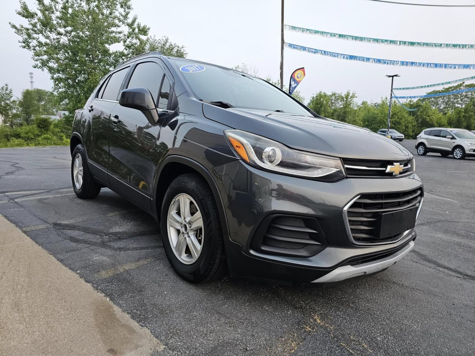 2017 GREEN Chevrolet TRAX (KL7CJLSBXHB) with an Other engine, located at 502 South Main Street, Columbia City, IN, 46725, (260) 244-4645, 41.151382, -85.490578 - 2017 Chevrolet TRAX - Photo#1