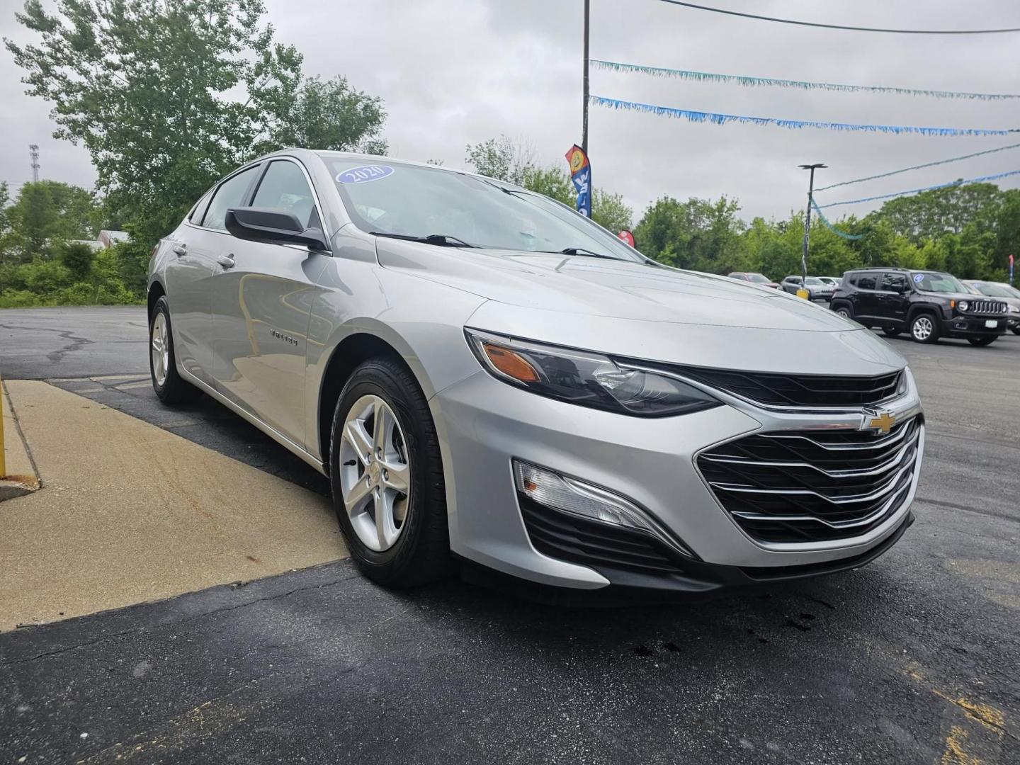 2020 SILVER Chevrolet MALIBU (1G1ZC5ST9LF) with an Other engine, located at 502 South Main Street, Columbia City, IN, 46725, (260) 244-4645, 41.151382, -85.490578 - 2020 Chevrolet MALIBU - Photo#1
