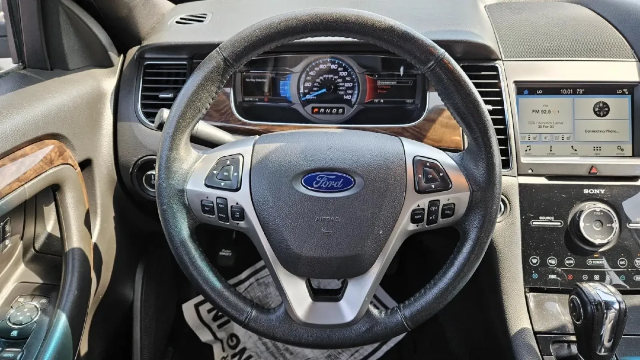 2019 Ford TAURUS LIMITED (1FAHP2F82KG) with an Other engine, located at 5744 Central Avenue, Toledo, OH, 43615, (419) 724-0130, 41.676781, -83.682137 - Discover the perfect blend of style, comfort, and reliability with this stunning 2019 Ford Taurus Limited, available now at Auto Credit in Toledo, Ohio. Whether you're commuting to work, taking the kids to school, or planning a weekend getaway, this sedan is designed to enhance your driving experien - Photo#6
