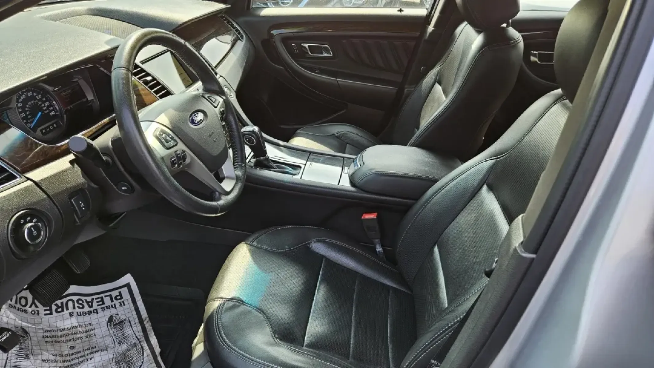 2019 Ford TAURUS LIMITED (1FAHP2F82KG) with an Other engine, located at 5744 Central Avenue, Toledo, OH, 43615, (419) 724-0130, 41.676781, -83.682137 - Discover the perfect blend of style, comfort, and reliability with this stunning 2019 Ford Taurus Limited, available now at Auto Credit in Toledo, Ohio. Whether you're commuting to work, taking the kids to school, or planning a weekend getaway, this sedan is designed to enhance your driving experien - Photo#8