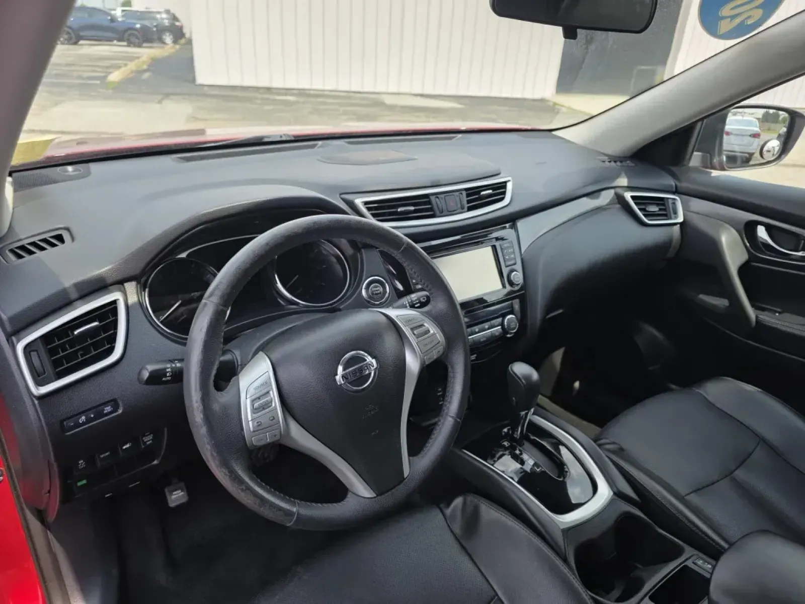 2016 Nissan ROGUE S; SL; SV (5N1AT2MT2GC) with an Other engine, located at 15 Petro Dr, Warsaw, IN, 46582, (574) 306-0055, 41.273563, -85.857544 - 2016 Nissan ROGUE S; SL; SV - Photo#3