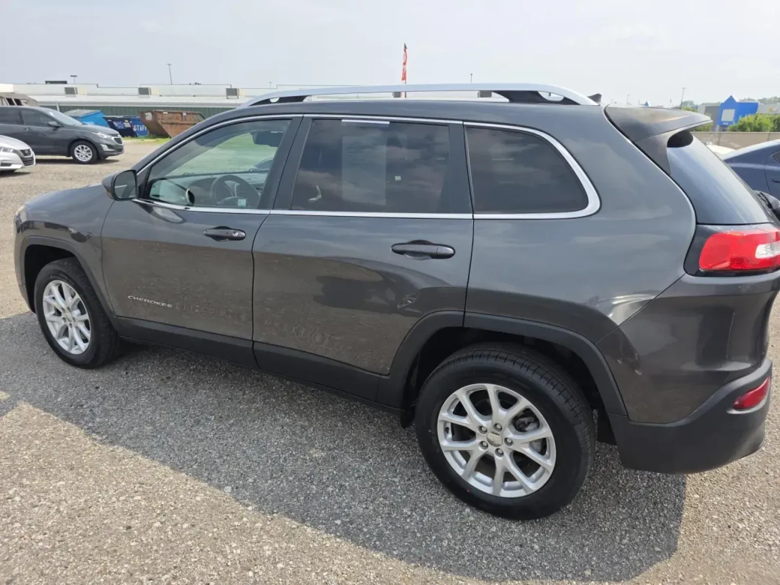 2016 Jeep CHEROKEE LATITUDE (1C4PJLCB7GW) with an Other engine, located at 15 Petro Dr, Warsaw, IN, 46582, (574) 306-0055, 41.273563, -85.857544 - 2016 Jeep CHEROKEE LATITUDE - Photo#1