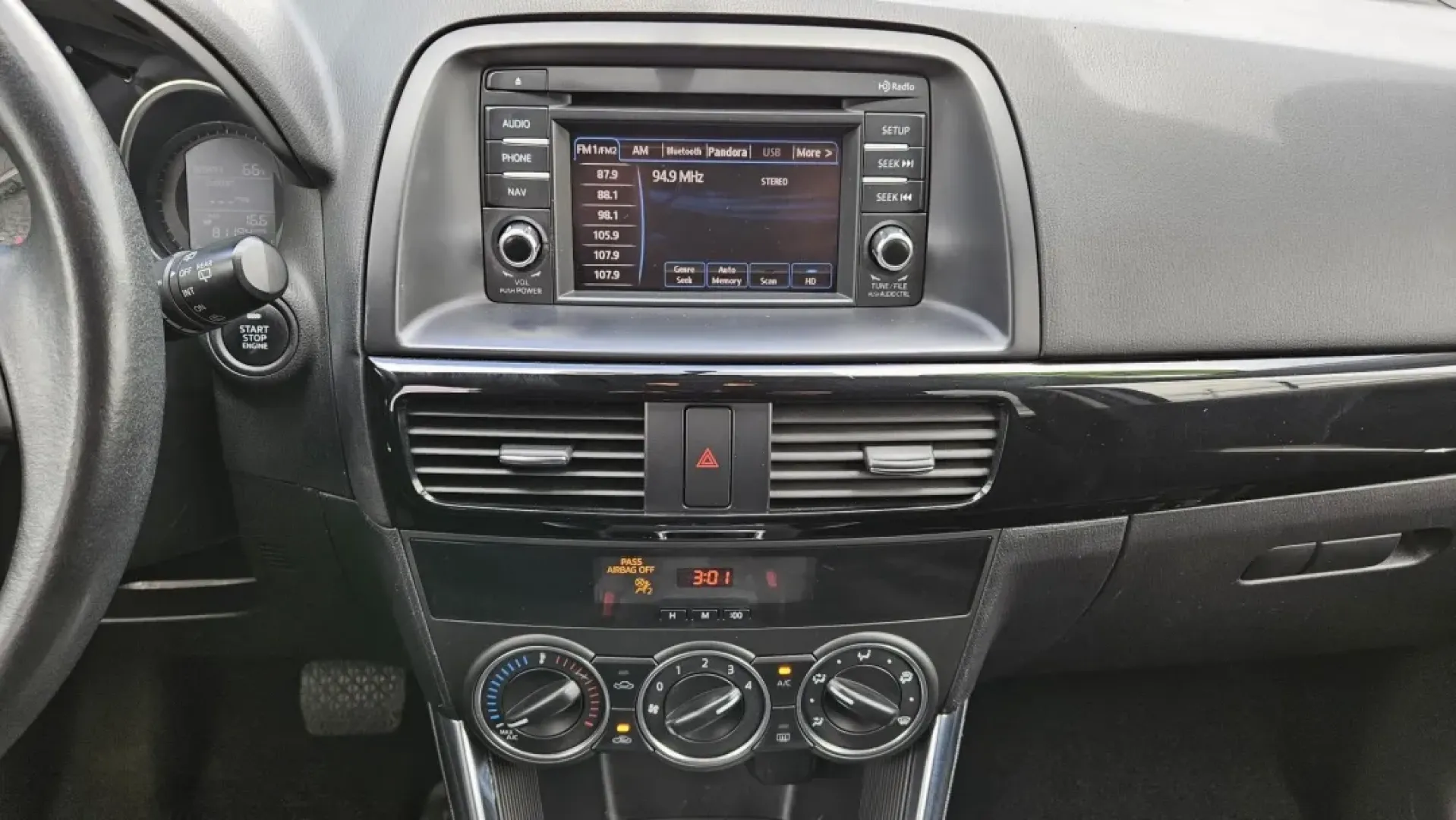 2015 Mazda CX-5 TOURING (JM3KE2CY0F0) with an Other engine, located at 5744 Central Avenue, Toledo, OH, 43615, (419) 724-0130, 41.676781, -83.682137 - **Discover Your Adventure with the 2015 Mazda CX-5 Touring at Auto Credit in Toledo, OH!**<br /> <br /> Are you ready to elevate your family outings or weekend adventures? The 2015 Mazda CX-5 Touring is the perfect blend of versatility and comfort, designed to meet the needs of today's active lifest - Photo#10