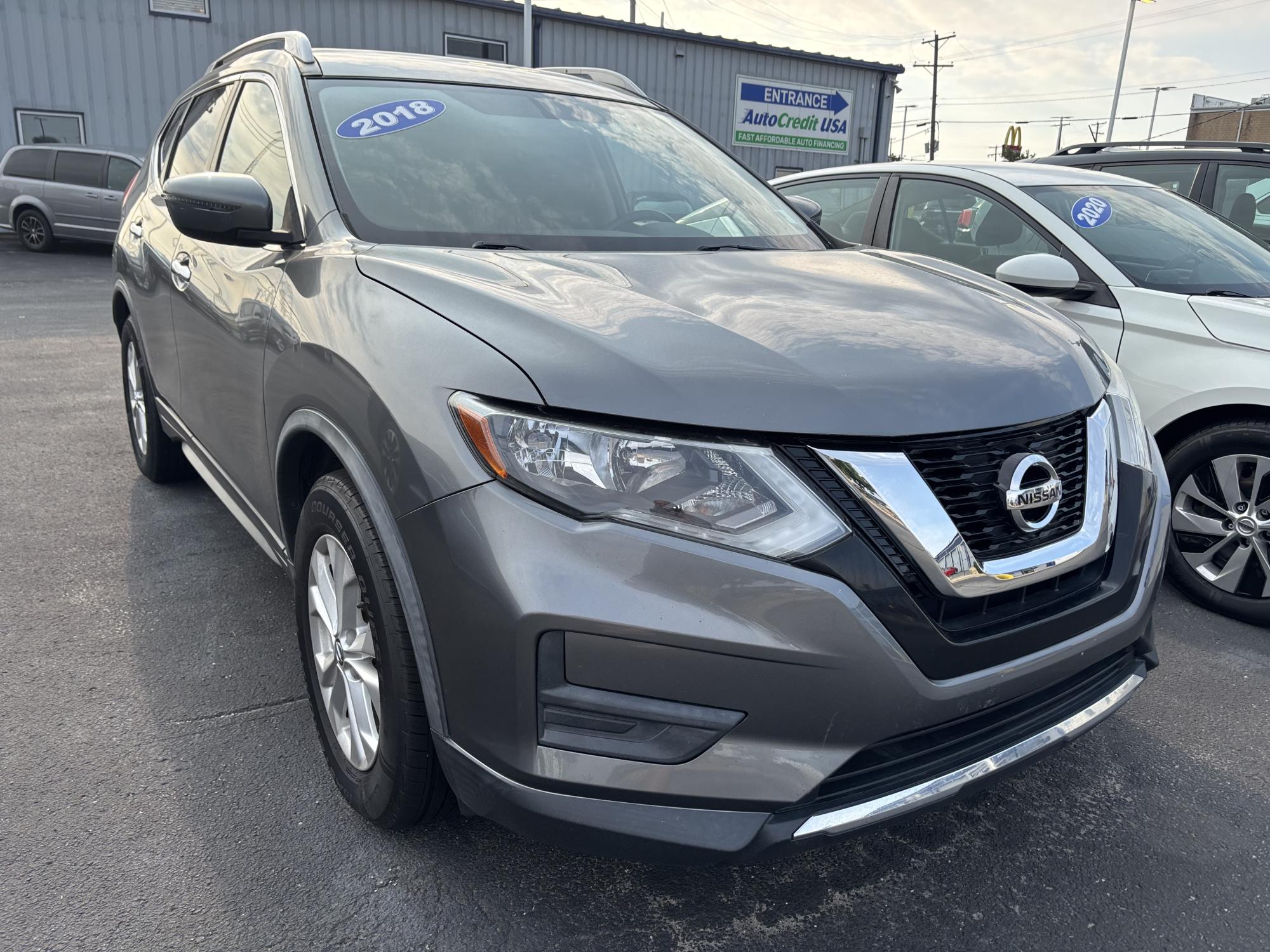 photo of 2018 Nissan ROGUE S; SL; SV 