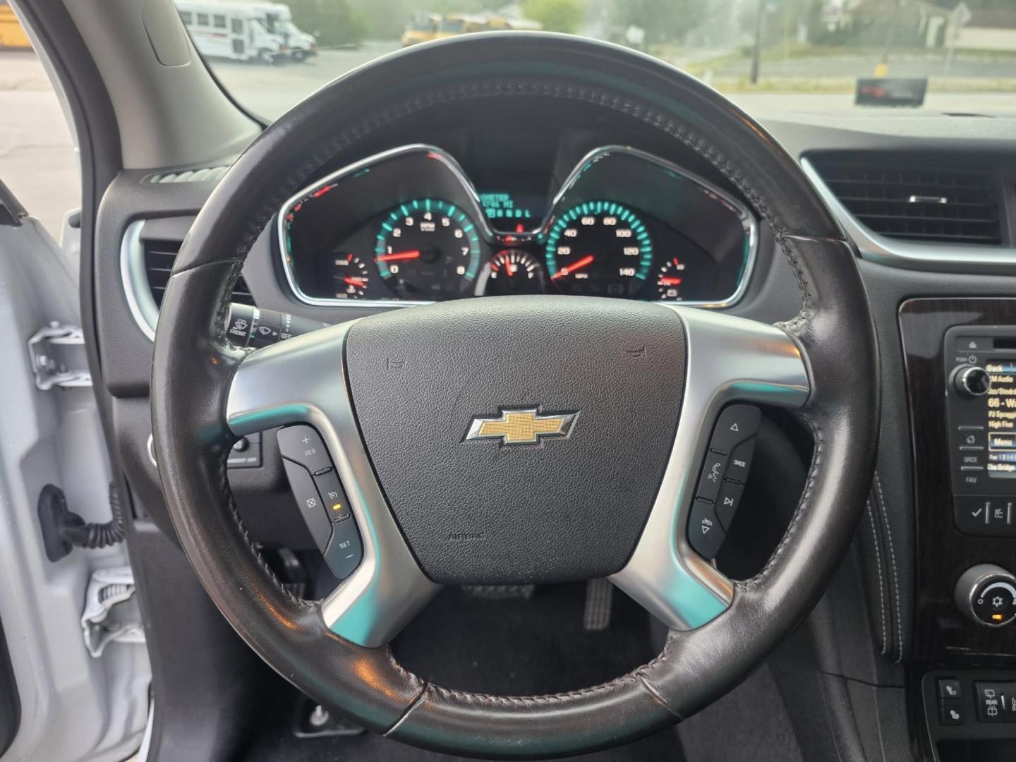 2017 WHITE Chevrolet TRAVERSE (1GNKRGKD7HJ) with an Other engine, located at 502 South Main Street, Columbia City, IN, 46725, (260) 244-4645, 41.151382, -85.490578 - **Adventure Awaits: Discover Your 2017 Chevrolet Traverse at Auto Credit!**<br /> <br /> Are you ready to elevate your family adventures or weekend getaways? Look no further than this stunning 2017 Chevrolet Traverse, available now at Auto Credit in Columbia City, Indiana. This versatile SUV is perf - Photo#7