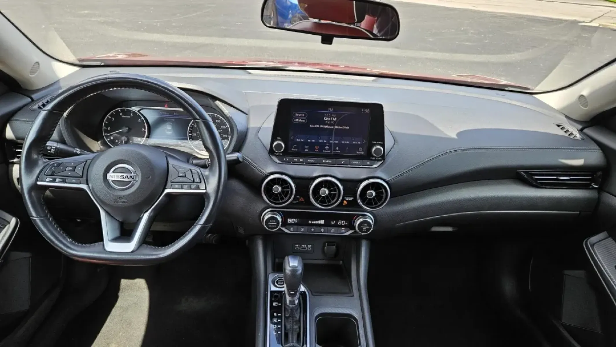 2020 Nissan SENTRA SV (3N1AB8CV6LY) with an Other engine, located at 5744 Central Avenue, Toledo, OH, 43615, (419) 724-0130, 41.676781, -83.682137 - **Drive Into Your Next Adventure with the 2020 Nissan Sentra SV! Perfect for Everyday Comfort and Style!**<br /> <br /> Are you on the lookout for a stylish, reliable sedan that fits your busy lifestyle? Look no further than this stunning 2020 Nissan Sentra SV, located right here at Auto Credit in T - Photo#5