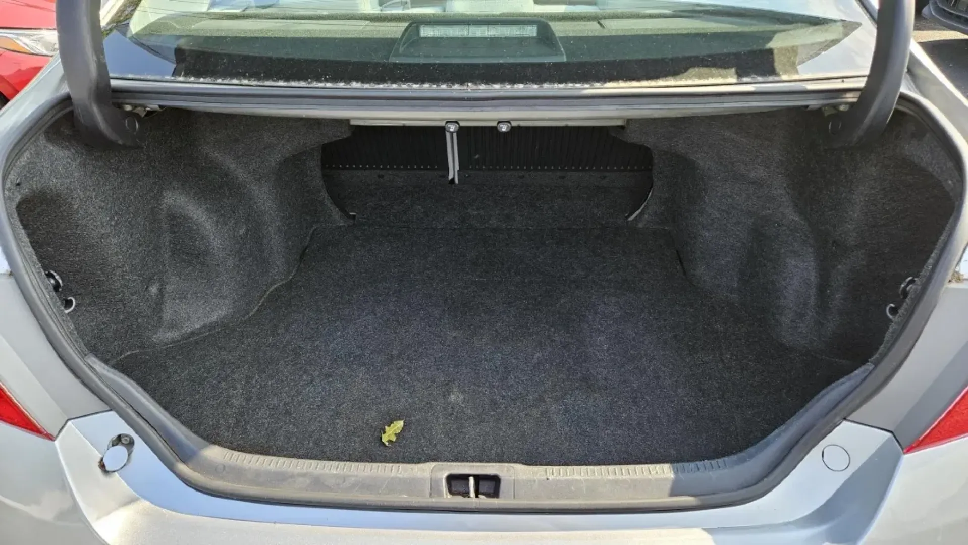 2015 Toyota CAMRY SE; LE; XLE; X (4T1BF1FK1FU) with an Other engine, located at 5744 Central Avenue, Toledo, OH, 43615, (419) 724-0130, 41.676781, -83.682137 - **2015 Toyota Camry: Your Perfect Ride for Life's Journeys**<br /> <br /> Are you ready to elevate your daily commute or weekend adventures? The 2015 Toyota Camry-available now at Auto Credit in Toledo, Ohio-is the ideal sedan for those seeking a blend of comfort, reliability, and style. With its sp - Photo#4