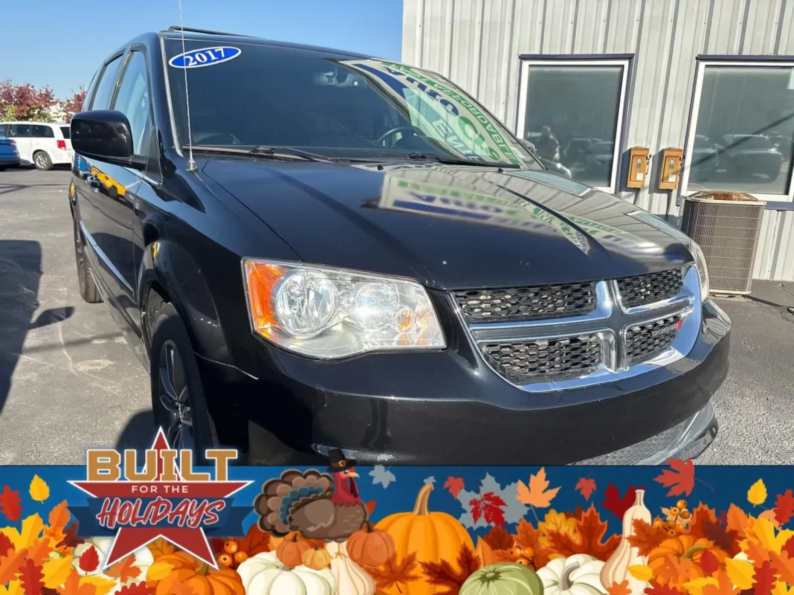 2017 Dodge Grand Caravan (2C4RDGCG3HR) with an Other engine, located at 100 West Coliseum Boulevard, Fort Wayne, IN, 46805, (260) 471-0567, 41.119961, -85.140312 - **Discover the Perfect Family Companion: 2017 Dodge Grand Caravan SXT at Auto Credit, Fort Wayne, IN**<br /> <br /> Are you on the hunt for a reliable vehicle that can keep up with your active family lifestyle? Look no further than the 2017 Dodge Grand Caravan SXT, available now at Auto Credit in Fo - Photo#0