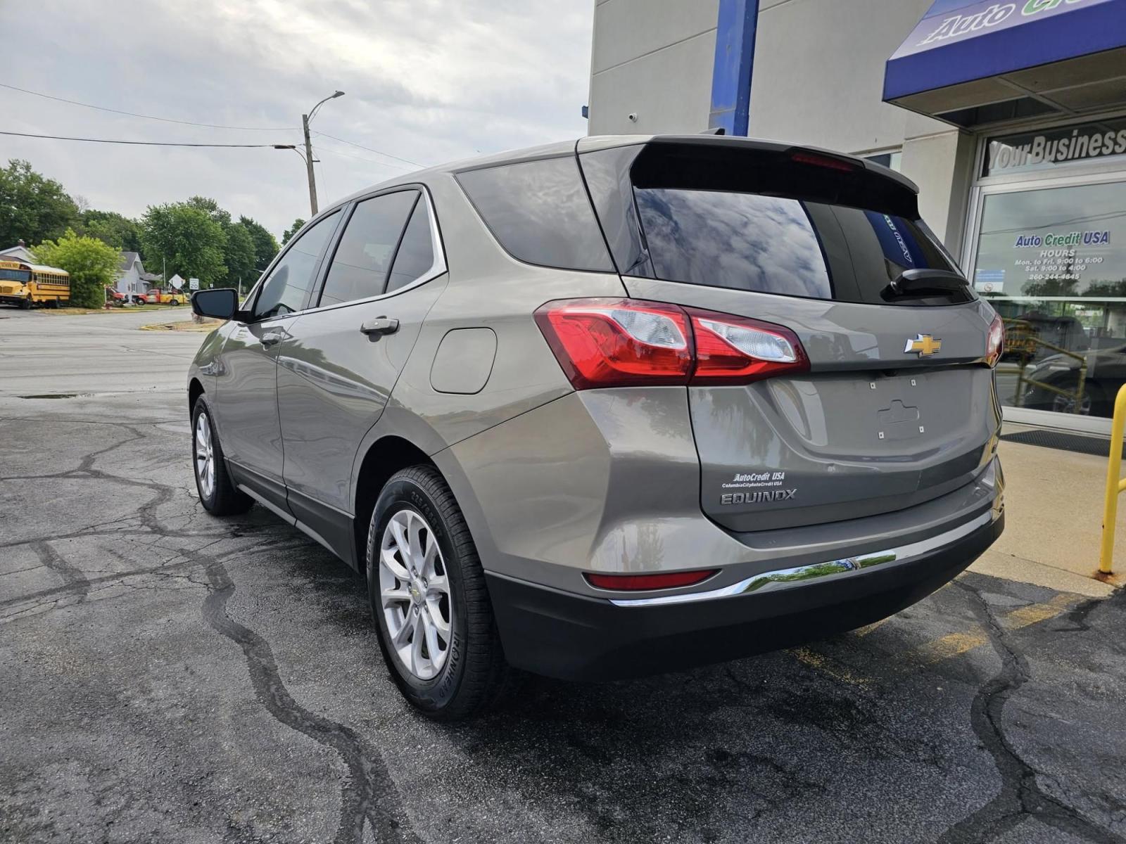 2018 /BLACK Chevrolet Equinox LT 2WD (3GNAXJEV3JS) with an 1.5L L4 DIR DOHC 16V TURBO engine, 6A transmission, located at 502 South Main Street, Columbia City, IN, 46725, (260) 244-4645, 41.151382, -85.490578 - Photo#3