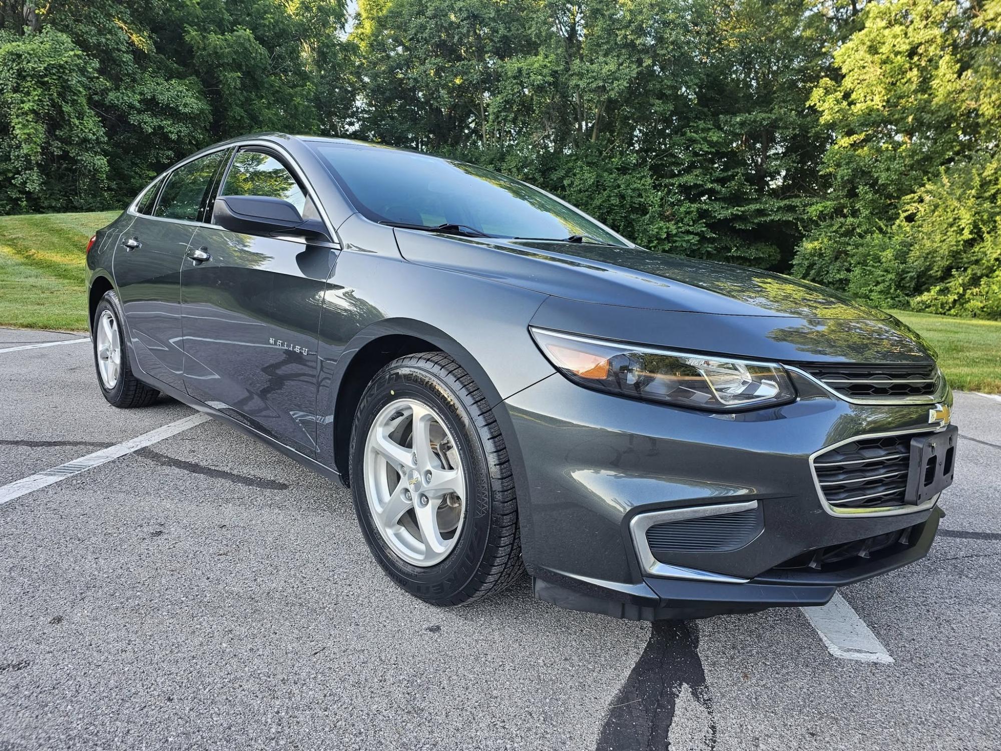 photo of 2017 Chevrolet Malibu 1FL