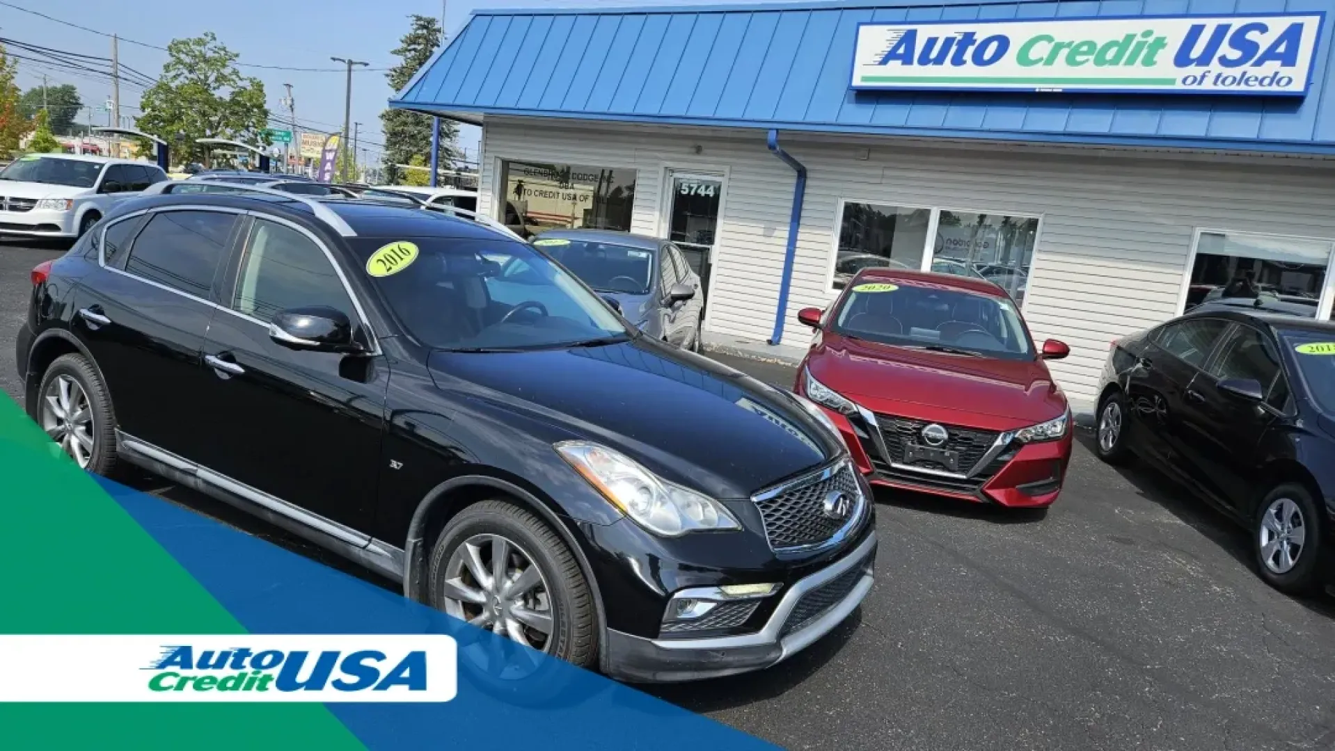 2016 Infiniti QX50 BASE; JOURNEY (JN1BJ0RP5GM) with an Other engine, located at 5744 Central Avenue, Toledo, OH, 43615, (419) 724-0130, 41.676781, -83.682137 - ### Discover Your Next Adventure with the 2016 Infiniti QX50 Perfect for Growing Families!<br /> <br /> Are you looking for an SUV that combines style, comfort, and practicality? The 2016 Infiniti QX50 is the ideal vehicle for those who crave a blend of luxury and functionality, making it perfect f - Photo#0