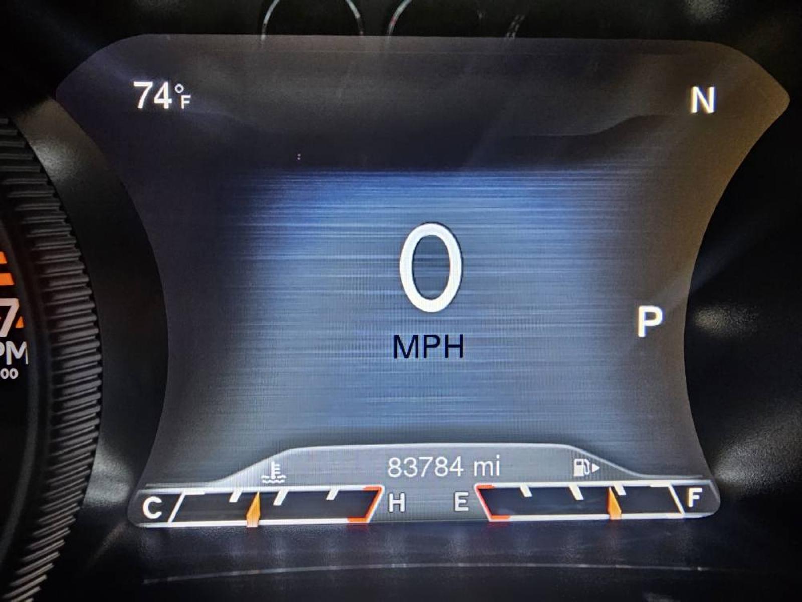 2017 SILVER /BLACK Jeep Cherokee Limited FWD (1C4PJLDB5HW) with an 2.4L L4 DOHC 16V engine, 9A transmission, located at 502 South Main Street, Columbia City, IN, 46725, (260) 244-4645, 41.151382, -85.490578 - Photo#8