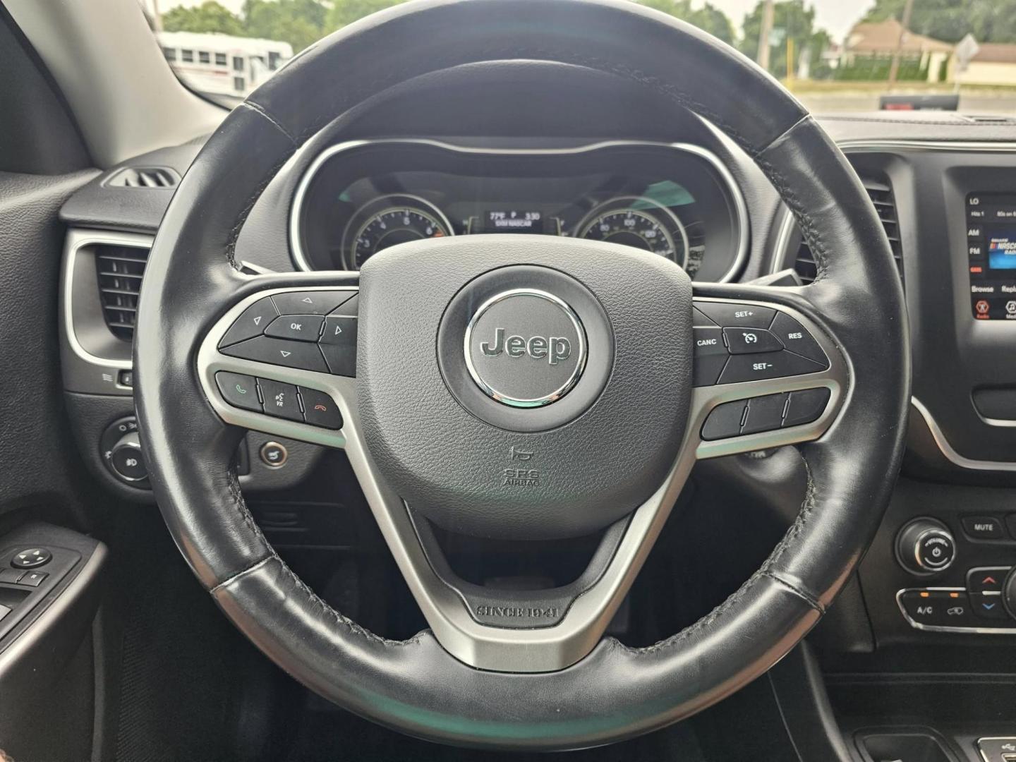 2019 RED Jeep Cherokee (1C4PJLLB5KD) with an Other engine, located at 502 South Main Street, Columbia City, IN, 46725, (260) 244-4645, 41.151382, -85.490578 - Elevate your adventures and embrace the great outdoors with the versatile 2019 Jeep Cherokee Latitude, available now at Auto Credit in Columbia City, Indiana. This SUV isn't just a mode of transportation; it's a lifestyle upgrade for families, outdoor enthusiasts, and anyone seeking reliable perform - Photo#7