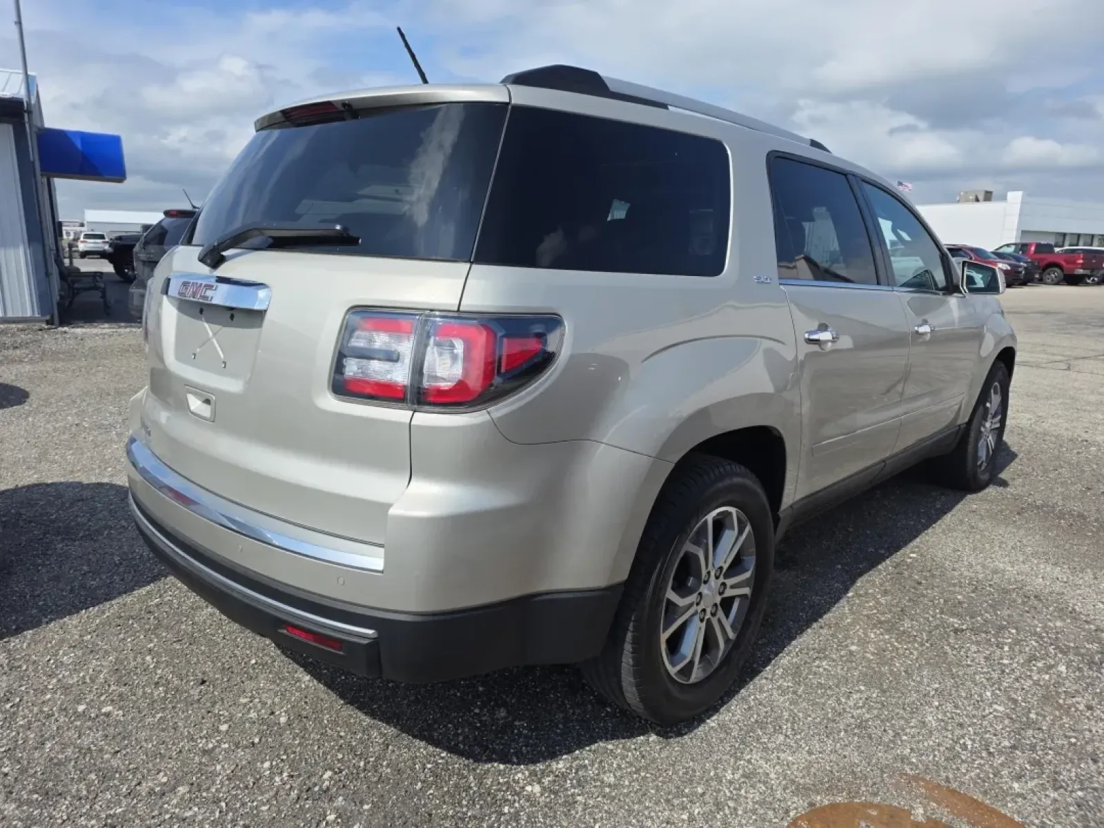 2016 GMC Acadia (1GKKRRKD1GJ) with an Other engine, located at 15 Petro Dr, Warsaw, IN, 46582, (574) 306-0055, 41.273563, -85.857544 - **Adventure Awaits with the 2016 GMC Acadia - Your Perfect Family SUV!**<br /> <br /> Are you ready to elevate your family road trips and daily commutes? The 2016 GMC Acadia is designed for those who cherish unforgettable moments on the road while ensuring comfort and safety for every passenger. Whe - Photo#8