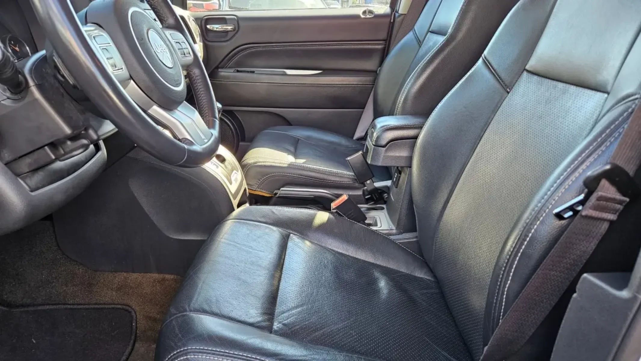 2016 Jeep Compass (1C4NJCEA7GD) with an Other engine, located at 5744 Central Avenue, Toledo, OH, 43615, (419) 724-0130, 41.676781, -83.682137 - Are you ready to embark on new adventures with a vehicle that combines style, utility, and reliability? Meet the 2016 Jeep Compass, a versatile SUV that's perfect for both city drives and weekend excursions. Whether you're navigating Toledo's busy downtown streets or heading out with family for a sc - Photo#10