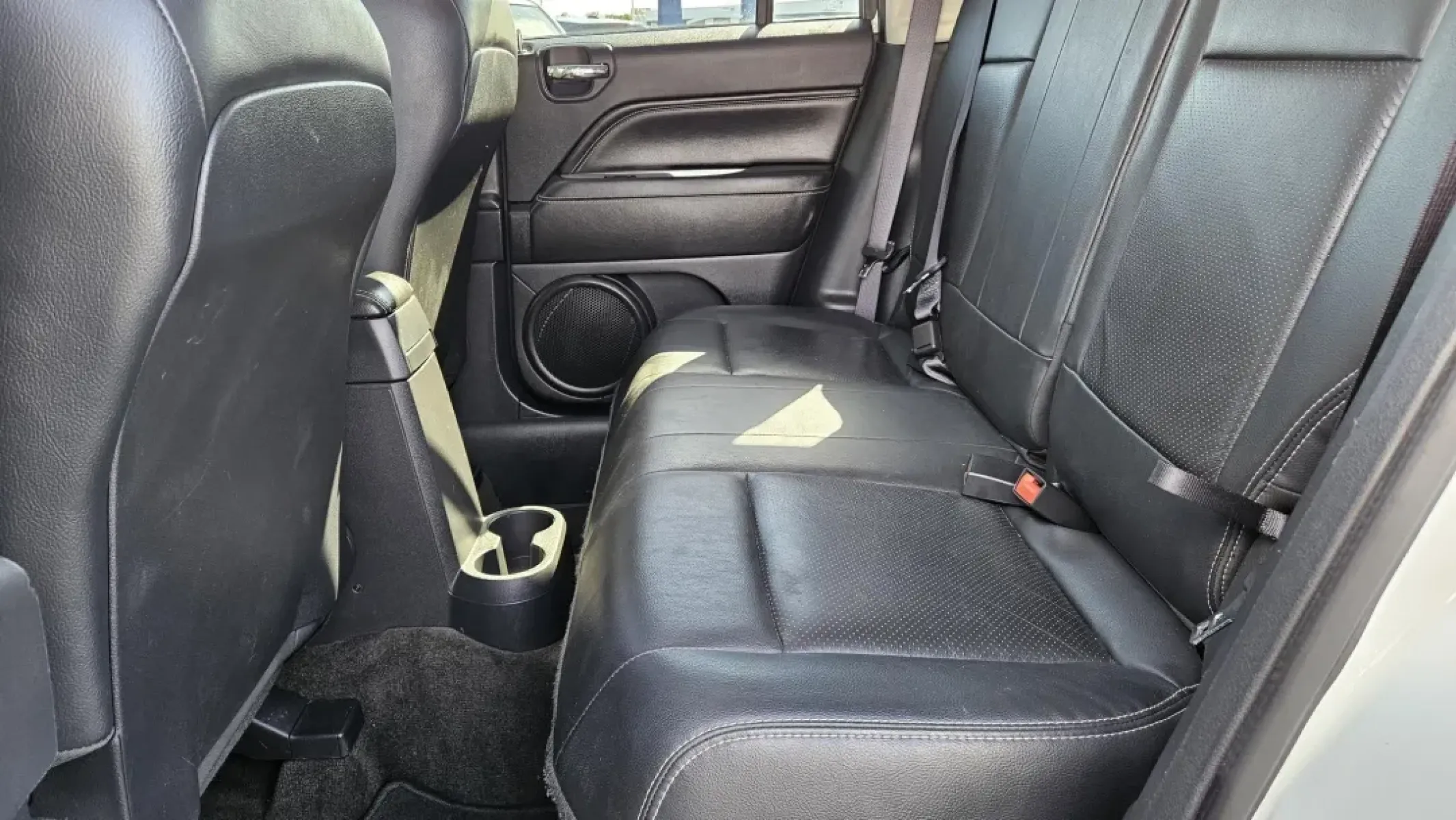 2016 Jeep Compass (1C4NJCEA7GD) with an Other engine, located at 5744 Central Avenue, Toledo, OH, 43615, (419) 724-0130, 41.676781, -83.682137 - Are you ready to embark on new adventures with a vehicle that combines style, utility, and reliability? Meet the 2016 Jeep Compass, a versatile SUV that's perfect for both city drives and weekend excursions. Whether you're navigating Toledo's busy downtown streets or heading out with family for a sc - Photo#6