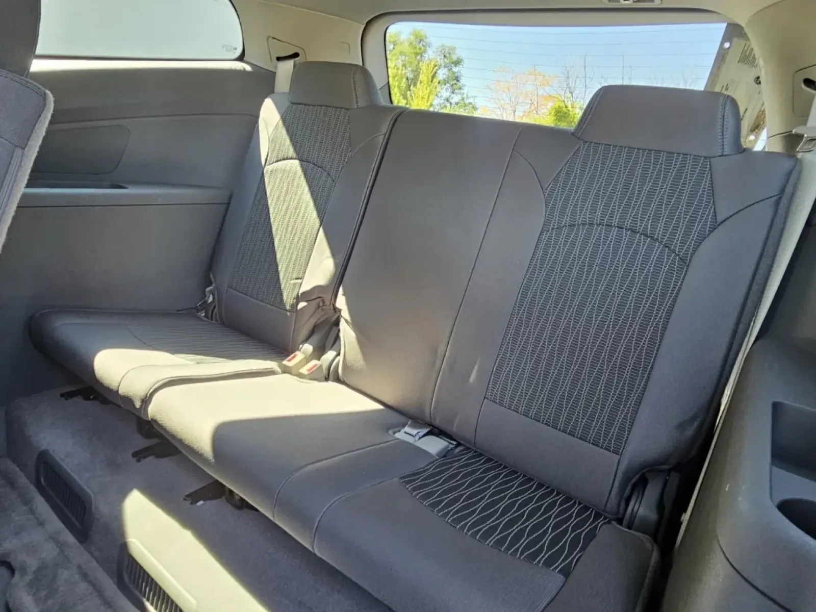 2016 Chevrolet TRAVERSE LS (1GNKRFKD9GJ) with an Other engine, located at 502 South Main Street, Columbia City, IN, 46725, (260) 244-4645, 41.151382, -85.490578 - Discover the ultimate family adventure with the 2016 Chevrolet Traverse LS, available now at Auto Credit, your trusted Buy Here Pay Here dealership in the heart of Columbia City, Indiana. Located at 502 South Main Street, we specialize in making car ownership accessible for everyone, especially for - Photo#4