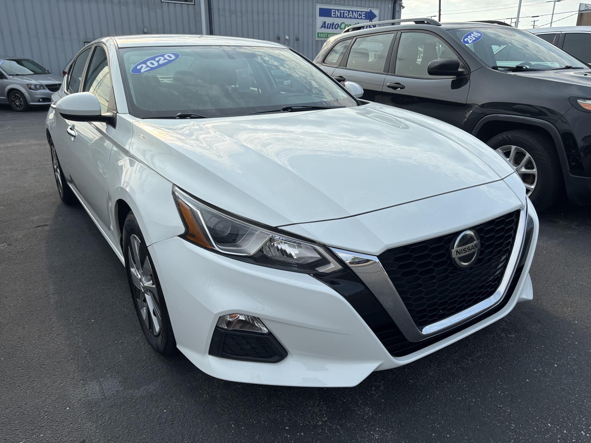 photo of 2020 Nissan Altima 