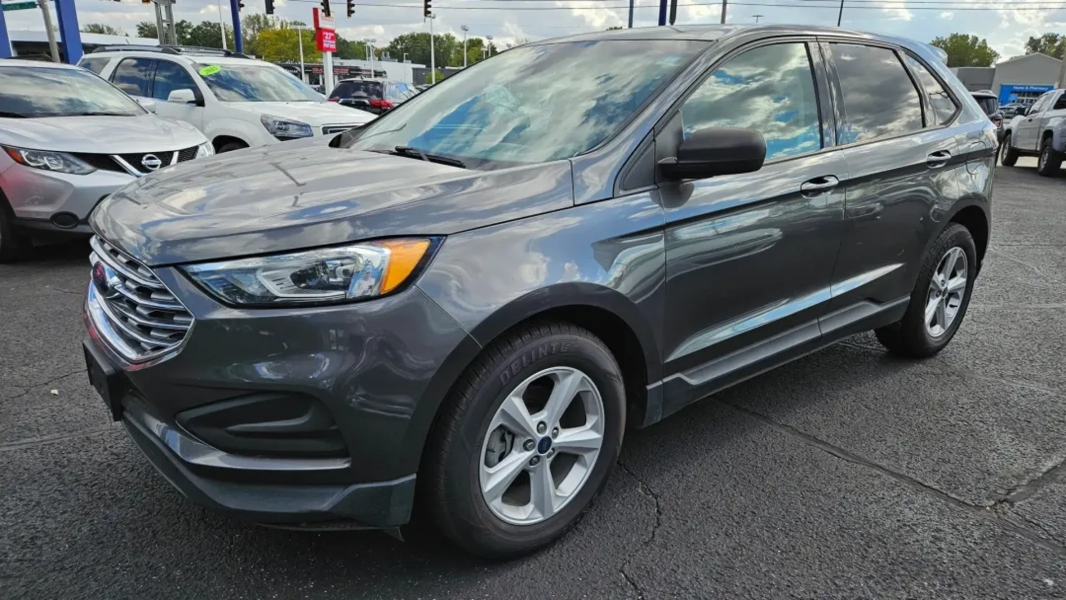 2019 Ford Edge (2FMPK3G96KB) with an Other engine, located at 5744 Central Avenue, Toledo, OH, 43615, (419) 724-0130, 41.676781, -83.682137 - Discover the perfect blend of style, comfort, and versatility with the **2019 Ford Edge**, now available at **Auto Credit in Toledo, Ohio**. Whether you're a growing family in need of a reliable SUV for school runs, or a commuter searching for a vehicle that balances functionality with a touch of fl - Photo#2