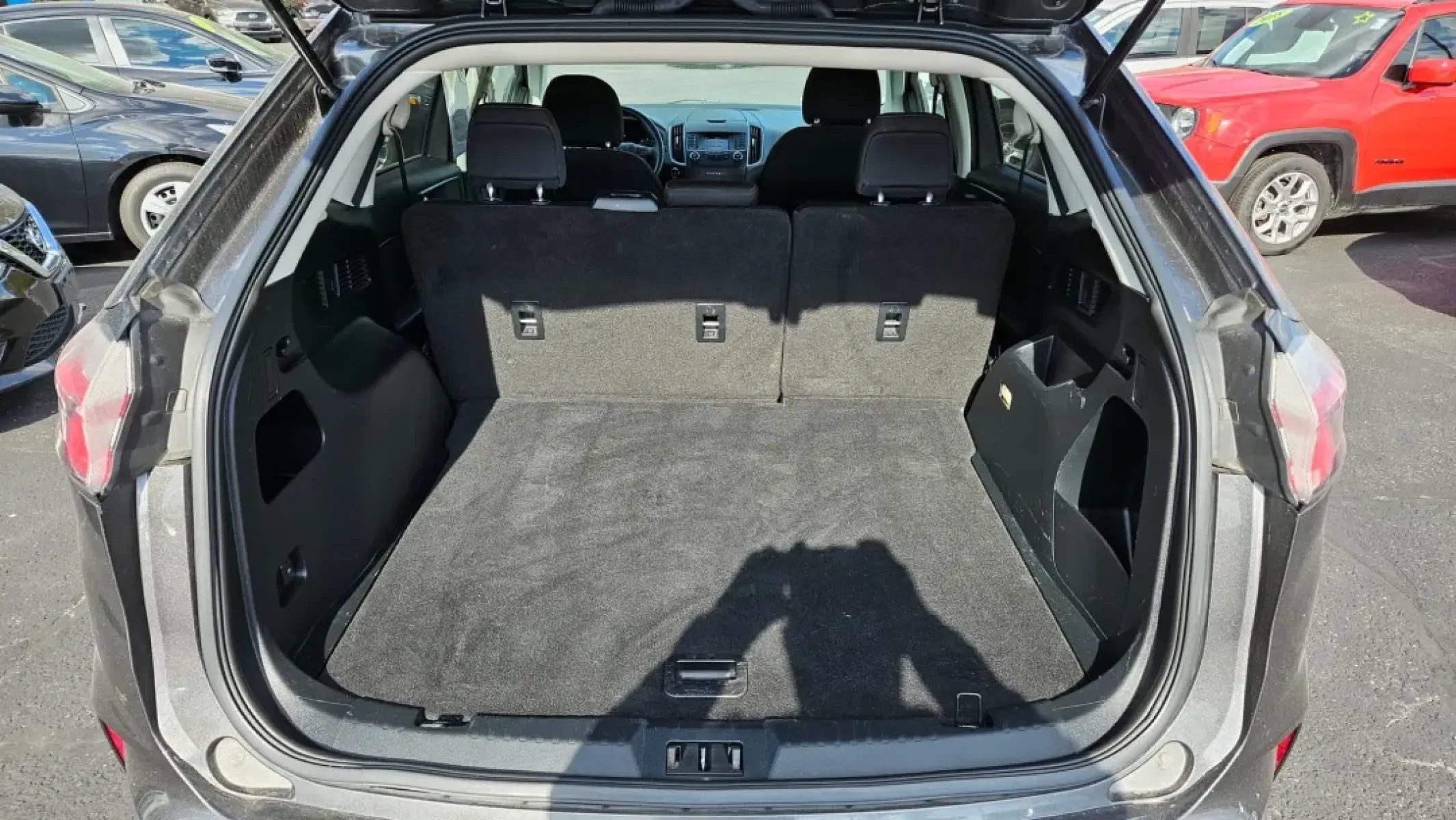 2019 Ford Edge (2FMPK3G96KB) with an Other engine, located at 5744 Central Avenue, Toledo, OH, 43615, (419) 724-0130, 41.676781, -83.682137 - Discover the perfect blend of style, comfort, and versatility with the **2019 Ford Edge**, now available at **Auto Credit in Toledo, Ohio**. Whether you're a growing family in need of a reliable SUV for school runs, or a commuter searching for a vehicle that balances functionality with a touch of fl - Photo#5