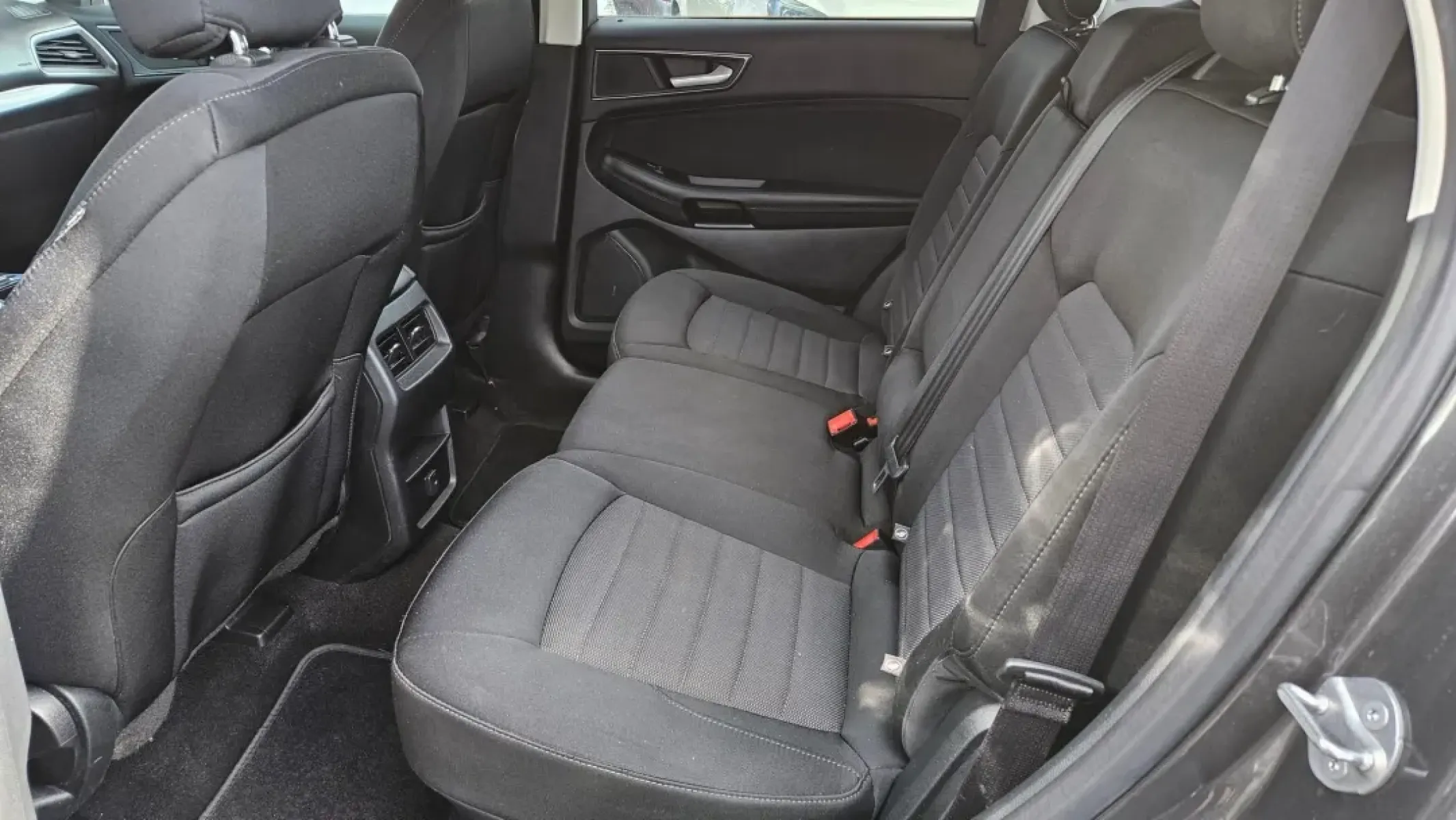 2019 Ford Edge (2FMPK3G96KB) with an Other engine, located at 5744 Central Avenue, Toledo, OH, 43615, (419) 724-0130, 41.676781, -83.682137 - Discover the perfect blend of style, comfort, and versatility with the **2019 Ford Edge**, now available at **Auto Credit in Toledo, Ohio**. Whether you're a growing family in need of a reliable SUV for school runs, or a commuter searching for a vehicle that balances functionality with a touch of fl - Photo#6