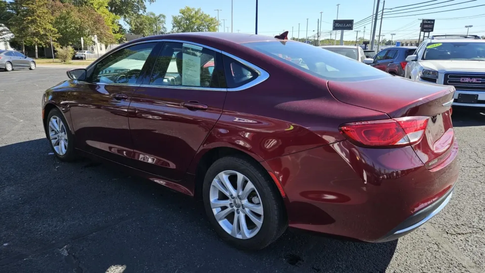 2017 Chrysler 200 LIMITED (1C3CCCAB0HN) with an Other engine, located at 5744 Central Avenue, Toledo, OH, 43615, (419) 724-0130, 41.676781, -83.682137 - **Drive Your Future with Confidence in a 2017 Chrysler 200 LIMITED at Auto Credit in Toledo, OH!**<br /> <br /> Are you ready to elevate your daily commute with a vehicle that combines style, reliability, and affordability? Look no further than this stunning 2017 Chrysler 200 LIMITED, available now - Photo#2