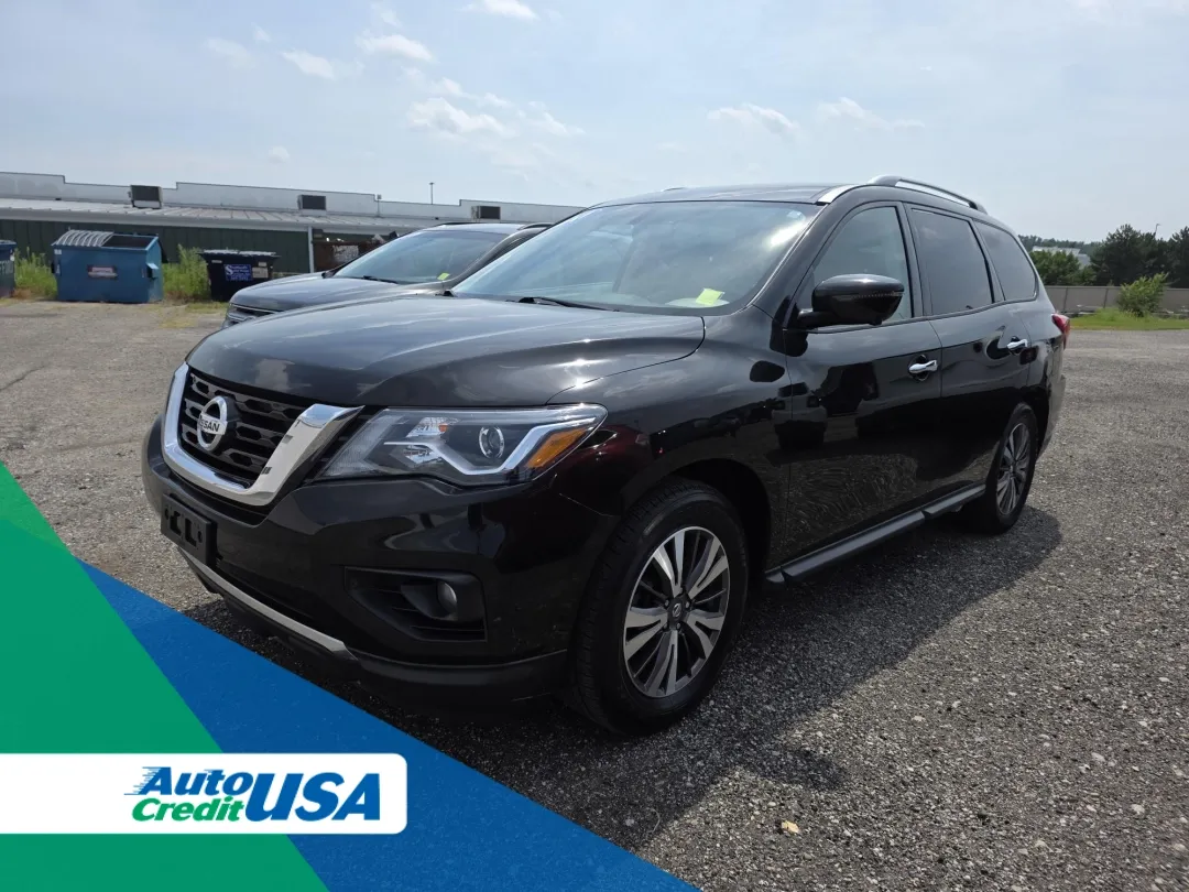 photo of 2017 Nissan PATHFINDER S; SL; PL 