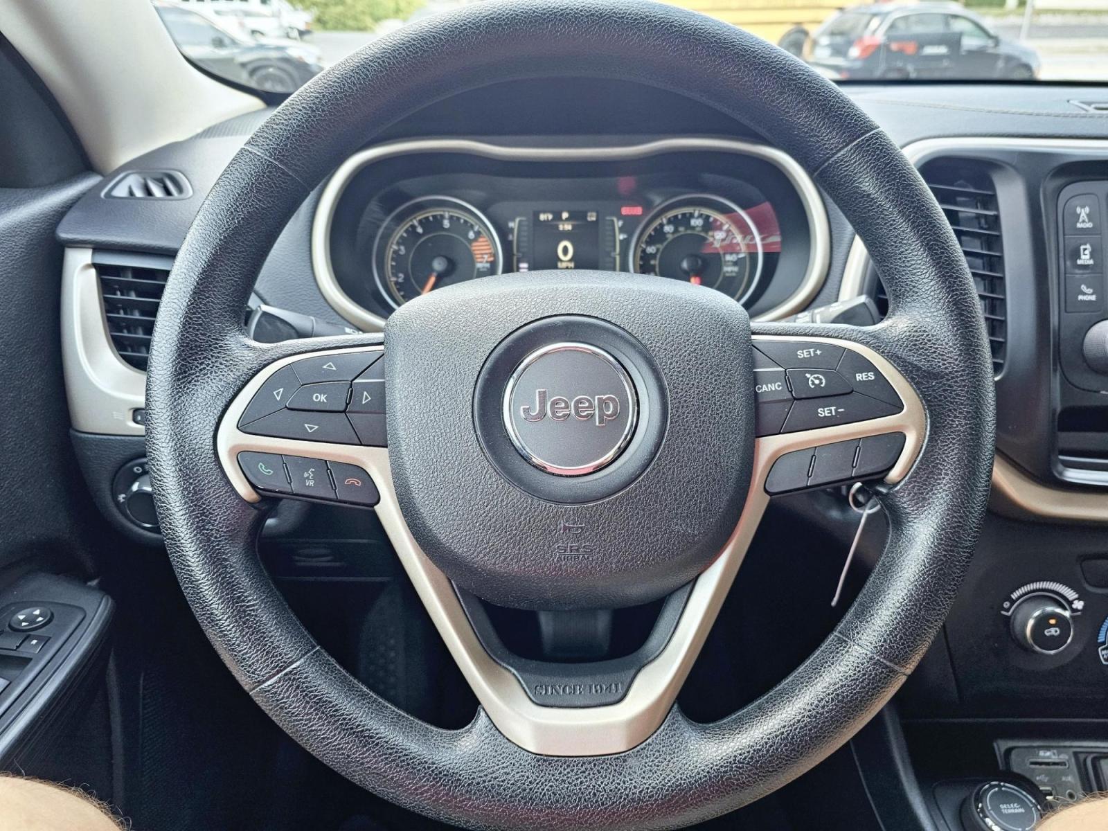 2016 BLACK Jeep Cherokee (1C4PJMAB1GW) with an Other engine, located at 502 South Main Street, Columbia City, IN, 46725, (260) 244-4645, 41.151382, -85.490578 - **Unleash Your Adventurous Spirit with the 2016 Jeep Cherokee Perfect for Every Journey!**<br /> <br /> Are you ready to elevate your lifestyle with a vehicle that embraces both adventure and daily practicality? Look no further than this stunning 2016 Jeep Cherokee, available now at Auto Credit in - Photo#6