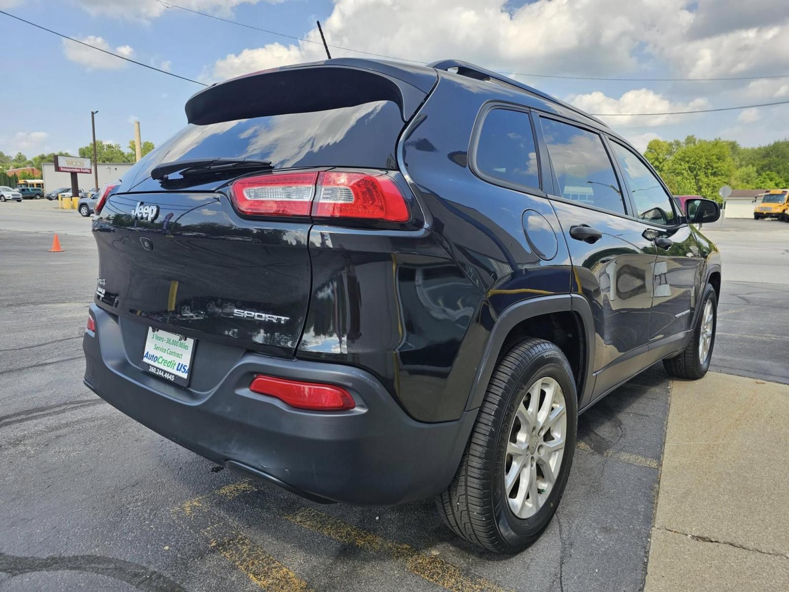 2016 BLACK Jeep Cherokee (1C4PJMAB1GW) with an Other engine, located at 502 South Main Street, Columbia City, IN, 46725, (260) 244-4645, 41.151382, -85.490578 - **Unleash Your Adventurous Spirit with the 2016 Jeep Cherokee Perfect for Every Journey!**<br /> <br /> Are you ready to elevate your lifestyle with a vehicle that embraces both adventure and daily practicality? Look no further than this stunning 2016 Jeep Cherokee, available now at Auto Credit in - Photo#2