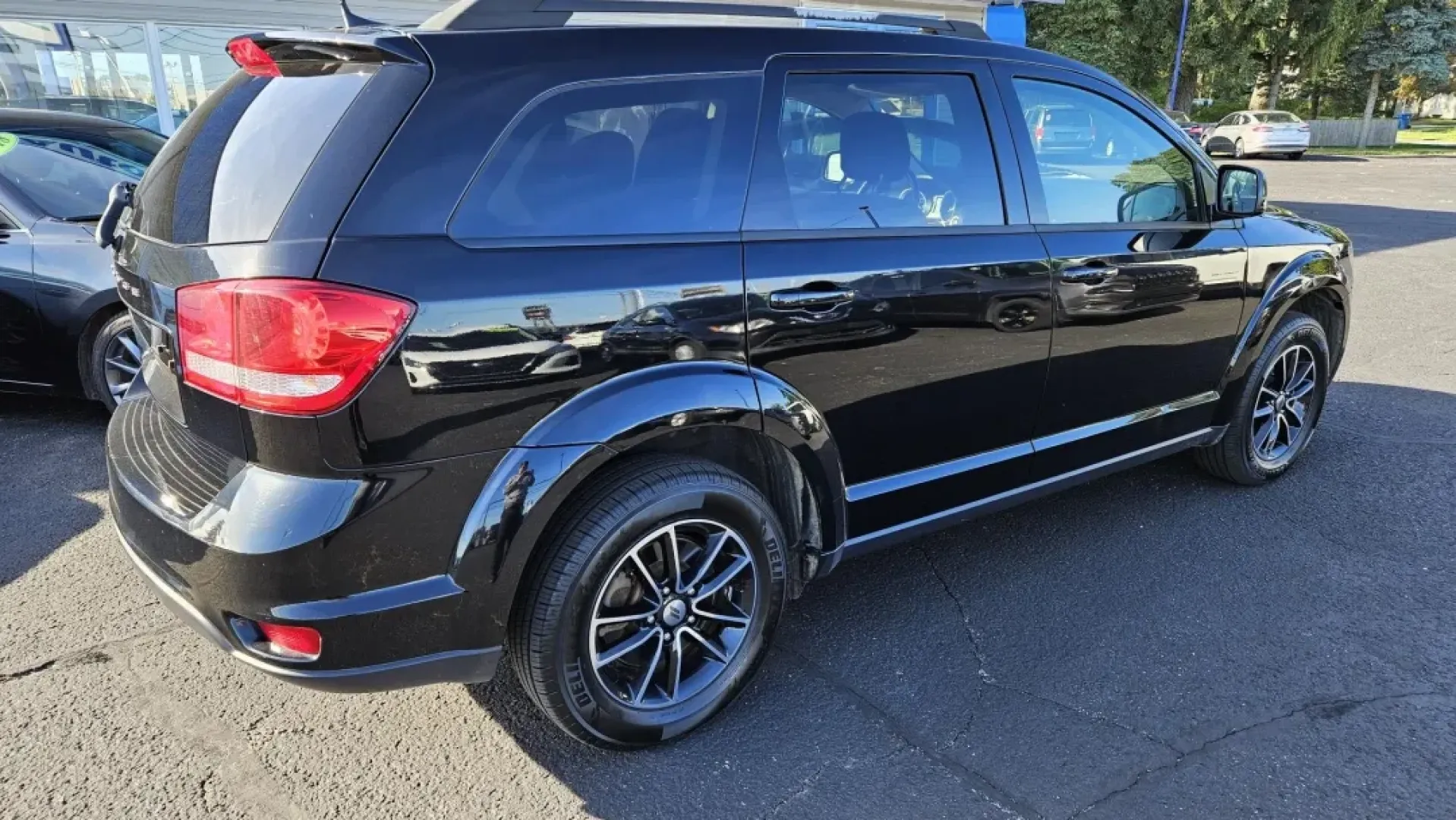 2019 Dodge Journey (3C4PDCBB0KT) with an Other engine, located at 5744 Central Avenue, Toledo, OH, 43615, (419) 724-0130, 41.676781, -83.682137 - **Unleash Your Adventurous Spirit with the 2019 Dodge Journey - Perfect for Family Excursions and Weekend Getaways!**<br /> <br /> Are you ready to elevate your family outings or weekend adventures? The 2019 Dodge Journey is here to provide the versatility and reliability you need to make unforgetta - Photo#3