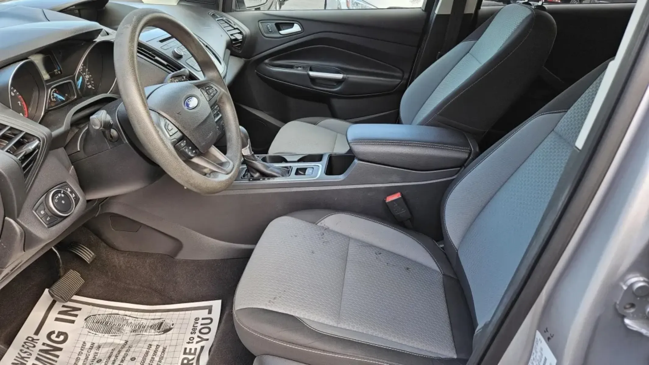 2017 Ford Escape (1FMCU0G95HU) with an Other engine, located at 5744 Central Avenue, Toledo, OH, 43615, (419) 724-0130, 41.676781, -83.682137 - **Discover Your Next Adventure with the 2017 Ford Escape at Auto Credit in Toledo, OH!**<br /> <br /> Are you in search of a versatile and reliable vehicle for your family or weekend adventures? Look no further than the stunning 2017 Ford Escape, now available at Auto Credit, your trusted Buy Here P - Photo#6