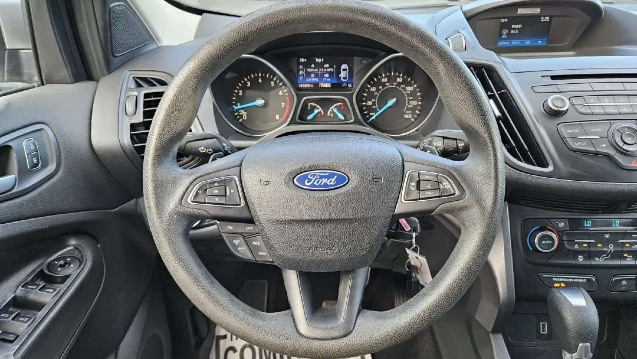 2017 Ford Escape (1FMCU0G95HU) with an Other engine, located at 5744 Central Avenue, Toledo, OH, 43615, (419) 724-0130, 41.676781, -83.682137 - **Discover Your Next Adventure with the 2017 Ford Escape at Auto Credit in Toledo, OH!**<br /> <br /> Are you in search of a versatile and reliable vehicle for your family or weekend adventures? Look no further than the stunning 2017 Ford Escape, now available at Auto Credit, your trusted Buy Here P - Photo#8