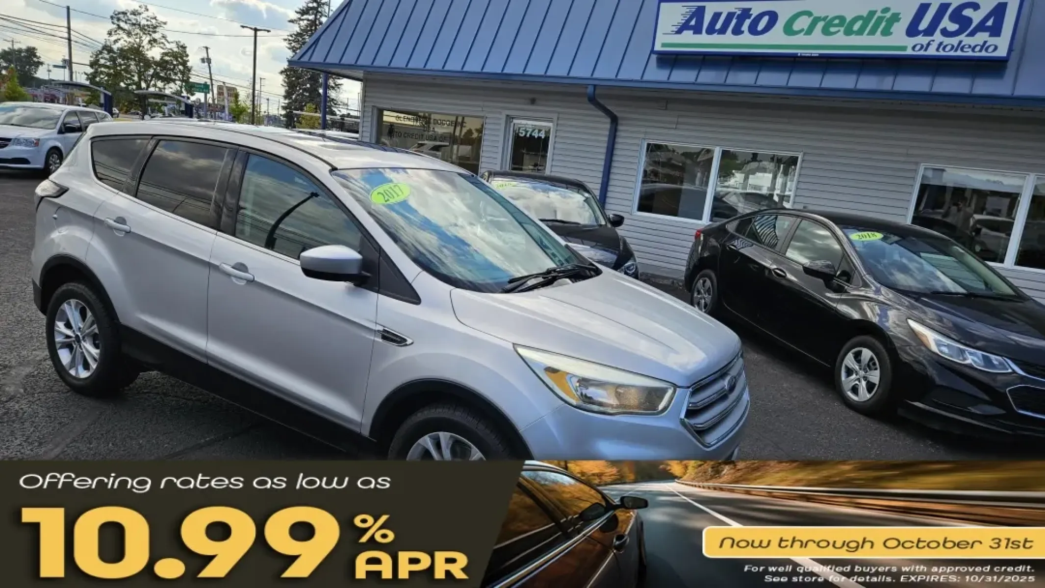 2017 Ford Escape (1FMCU0G95HU) with an Other engine, located at 5744 Central Avenue, Toledo, OH, 43615, (419) 724-0130, 41.676781, -83.682137 - **Discover Your Next Adventure with the 2017 Ford Escape at Auto Credit in Toledo, OH!**<br /> <br /> Are you in search of a versatile and reliable vehicle for your family or weekend adventures? Look no further than the stunning 2017 Ford Escape, now available at Auto Credit, your trusted Buy Here P - Photo#0