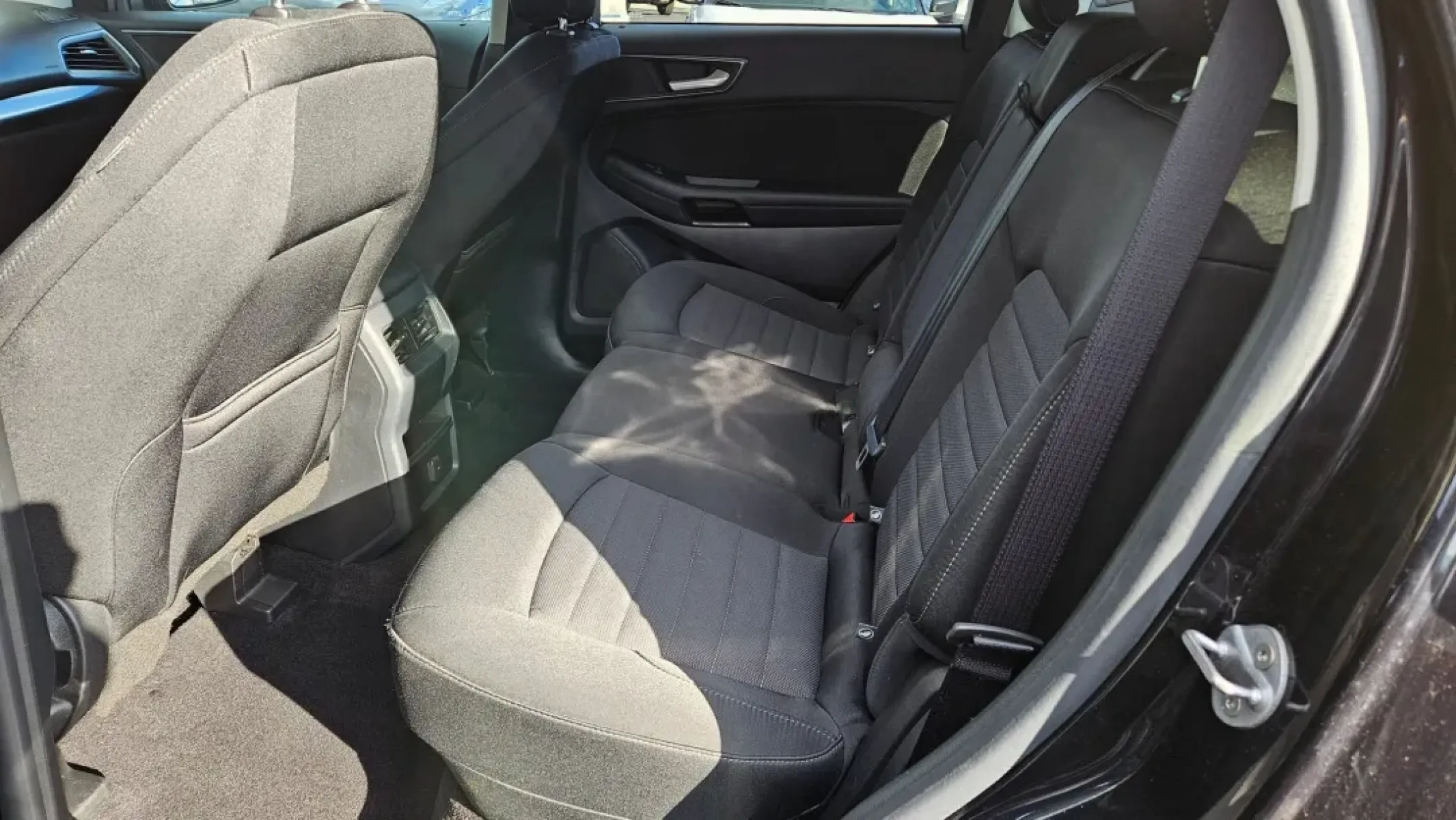 2019 Ford Edge (2FMPK4G93KB) with an Other engine, located at 5744 Central Avenue, Toledo, OH, 43615, (419) 724-0130, 41.676781, -83.682137 - Discover the ultimate blend of style, comfort, and versatility with this 2019 Ford Edge, perfect for growing families or anyone seeking a reliable vehicle for daily commutes or weekend adventures. With its impressive cargo space and advanced safety features, this SUV is designed to elevate your driv - Photo#6