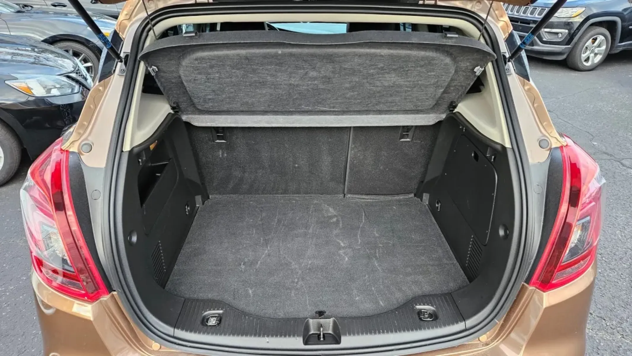 2017 Buick ENCORE PREFERRED II (KL4CJBSB4HB) with an Other engine, located at 5744 Central Avenue, Toledo, OH, 43615, (419) 724-0130, 41.676781, -83.682137 - **Unleash a New Adventure with the 2017 Buick Encore Preferred II**<br /> <br /> Are you ready to elevate your daily drive and weekend getaways? Look no further than the 2017 Buick Encore Preferred II, available now at Auto Credit in Toledo, Ohio. This stylish SUV not only offers a comfortable ride - Photo#4