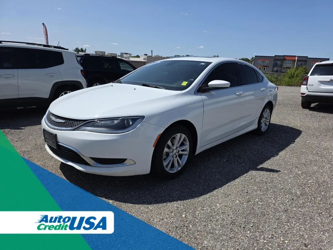 photo of 2016 Chrysler 200 LIMITED 