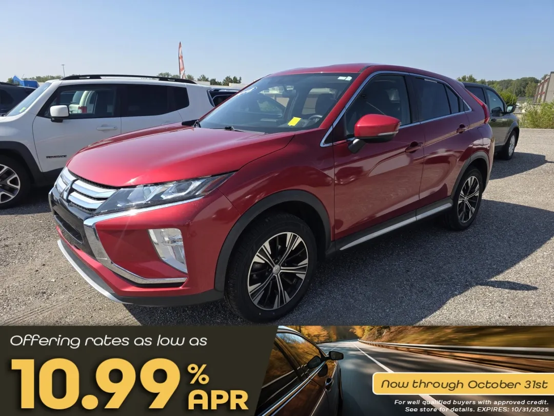 photo of 2018 Mitsubishi ECLIPSE CROSS SE; SE 
