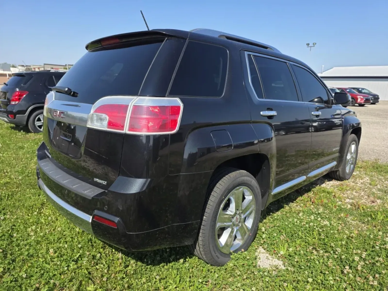 2015 GMC TERRAIN DENALI (2GKFLZEK7F6) with an Other engine, located at 15 Petro Dr, Warsaw, IN, 46582, (574) 306-0055, 41.273563, -85.857544 - **Discover Your Next Adventure with the 2015 GMC Terrain Denali at Auto Credit!**<br /> <br /> Are you ready to elevate your driving experience while enjoying the perfect blend of comfort, style, and versatility? Meet the 2015 GMC Terrain Denali, the ideal vehicle for growing families, weekend adven - Photo#7